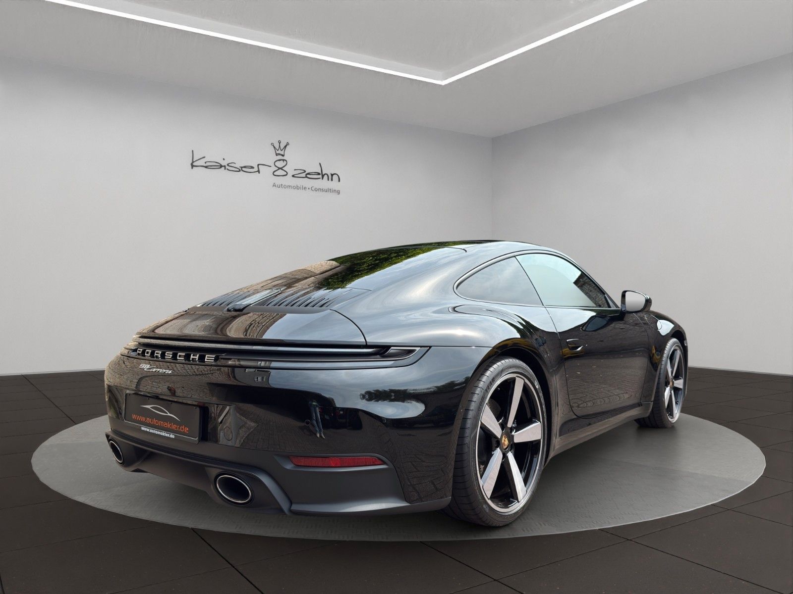Fahrzeugabbildung Porsche 911 992.2 Carrera*PanoDach*SportAGA*Sport-Chrono