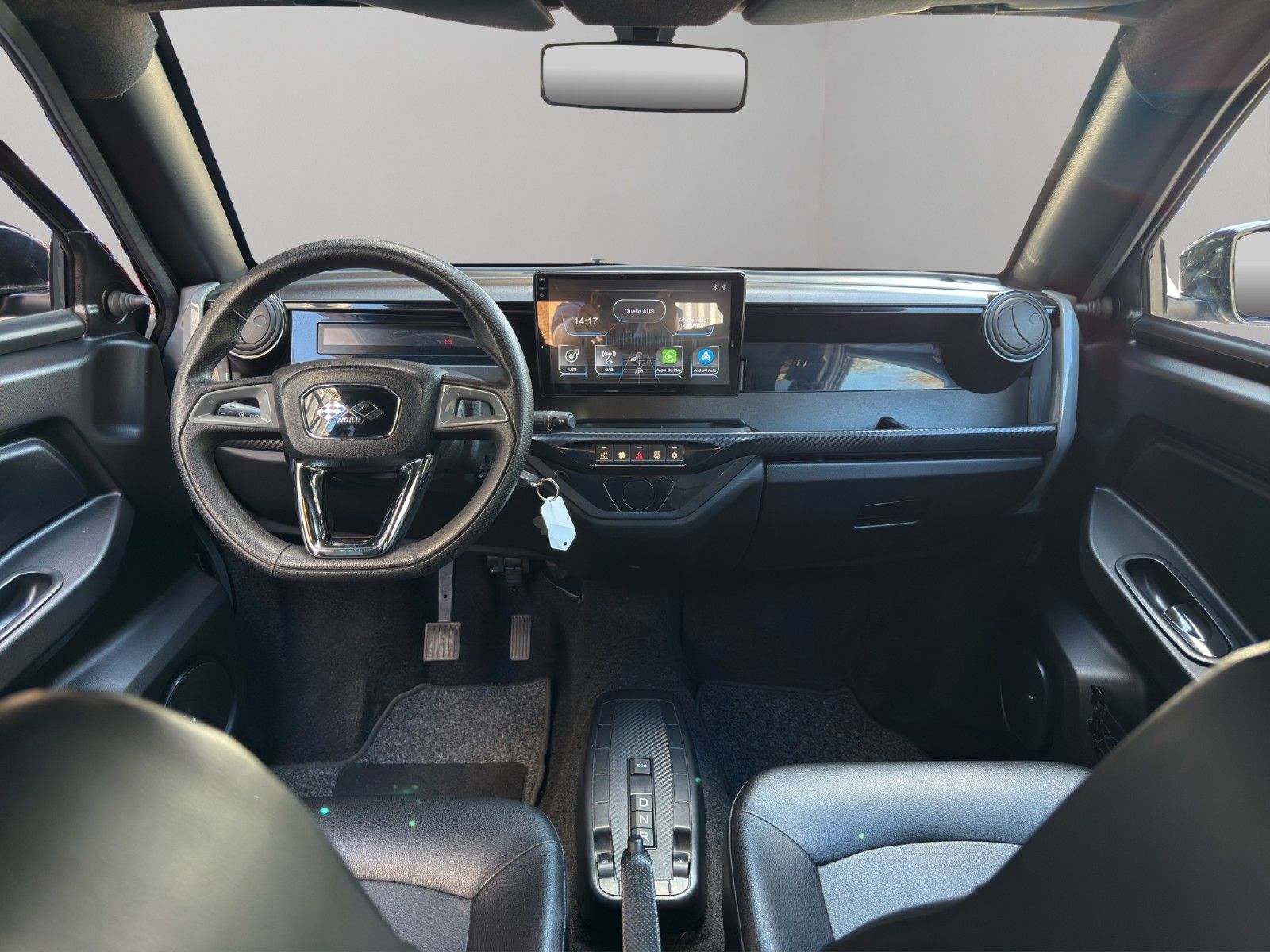 Fahrzeugabbildung Ligier MyLi E R.EBEL *Carplay* *Servo* *Klima*