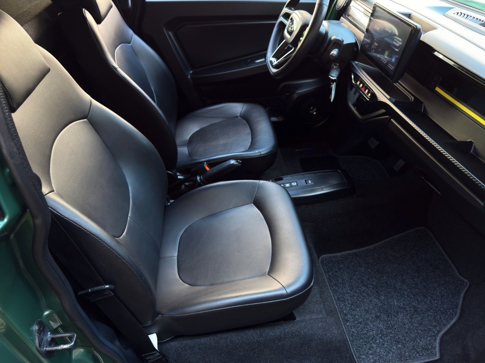 Fahrzeugabbildung Ligier MyLi E R.EBEL X 12 Kw *Klima*CarPlay*