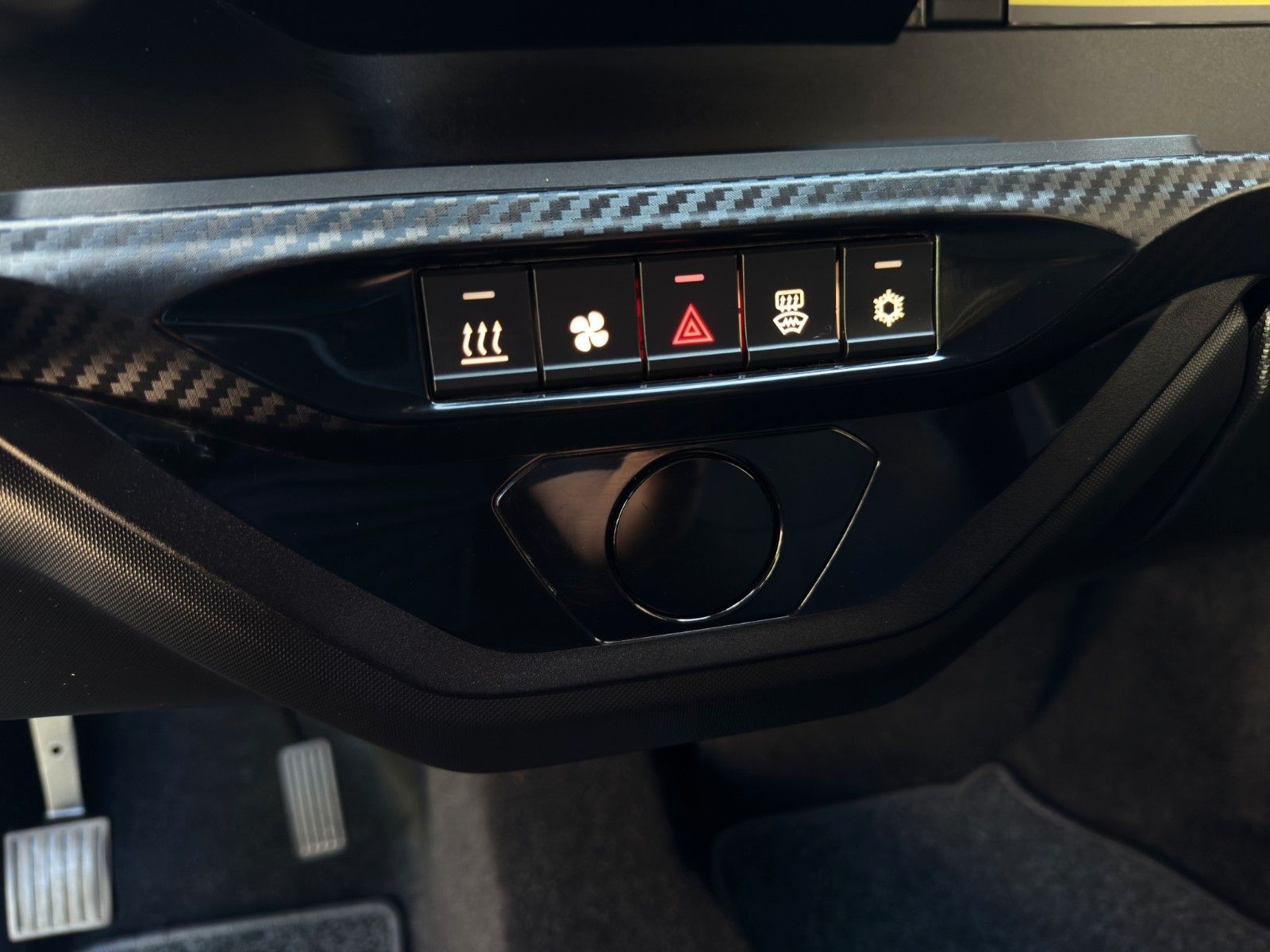 Fahrzeugabbildung Ligier MyLi E R.EBEL X 12 Kw *Klima*CarPlay*