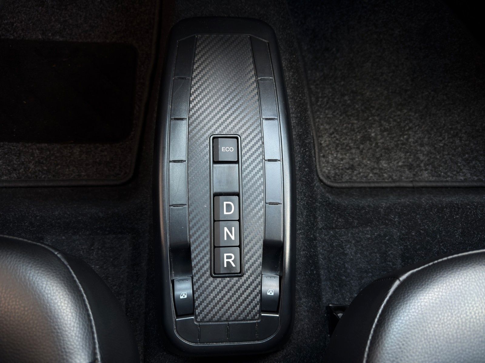 Fahrzeugabbildung Ligier MyLi E R.EBEL X 12 Kw *Klima*CarPlay*