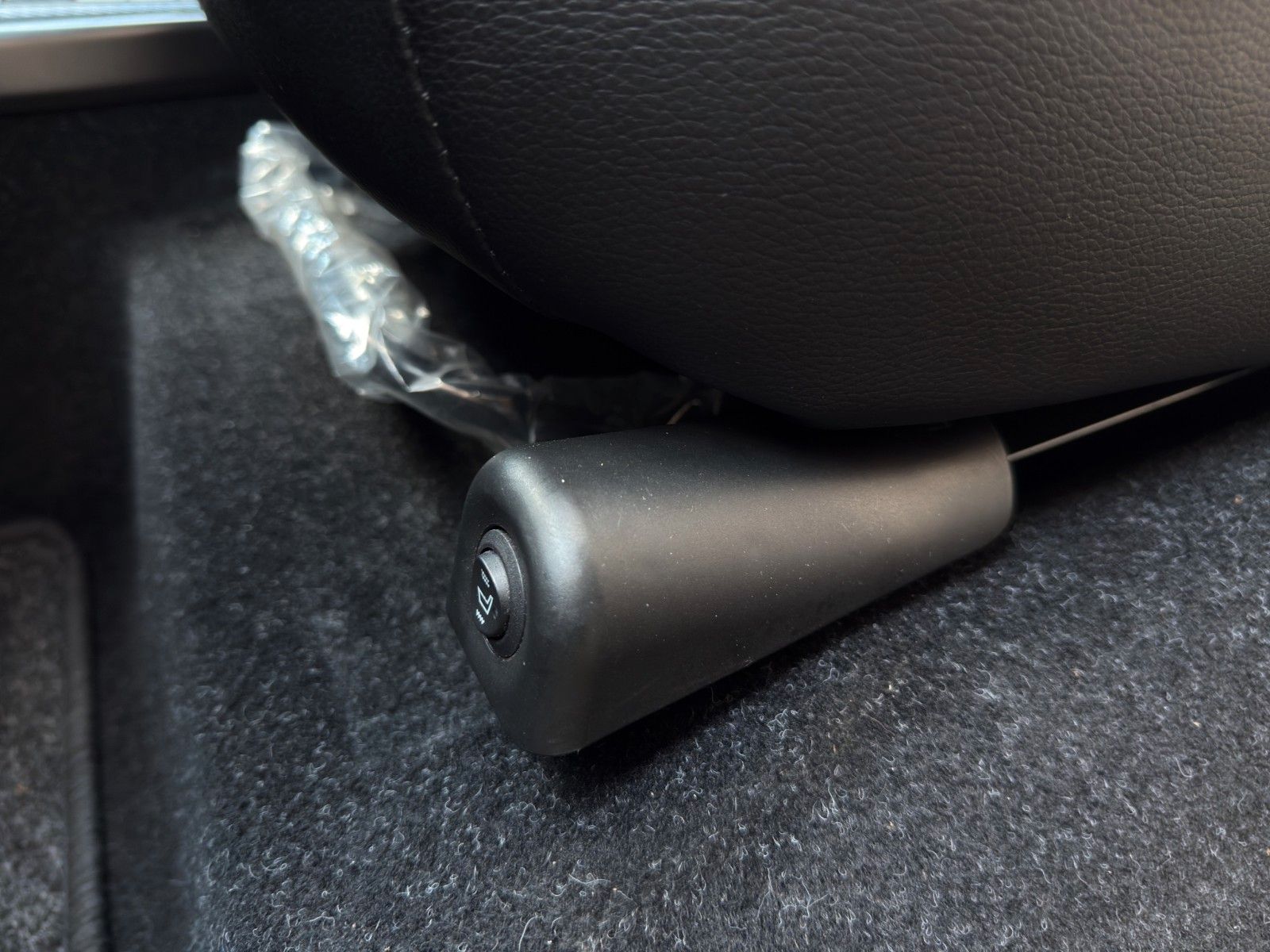 Fahrzeugabbildung Ligier MyLi E R.EBEL X 12 Kw *Klima*CarPlay*