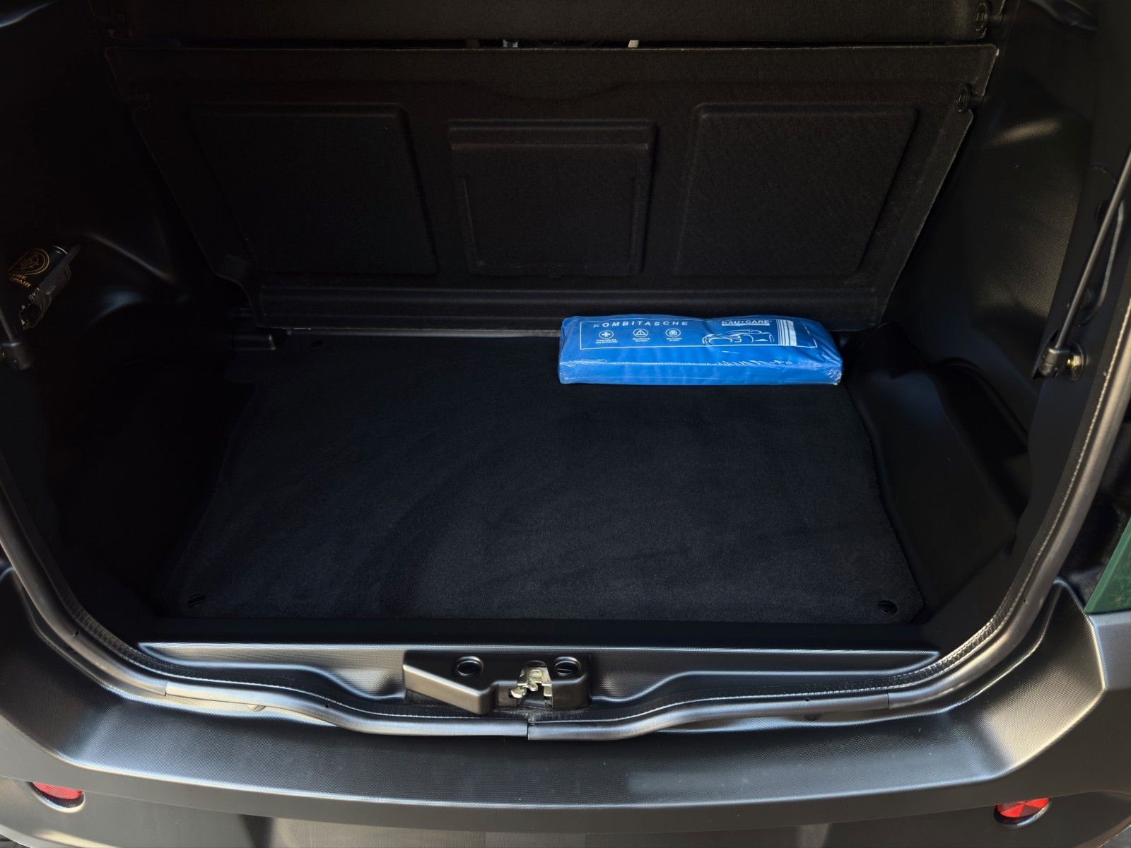 Fahrzeugabbildung Ligier MyLi E R.EBEL X 12 Kw *Klima*CarPlay*