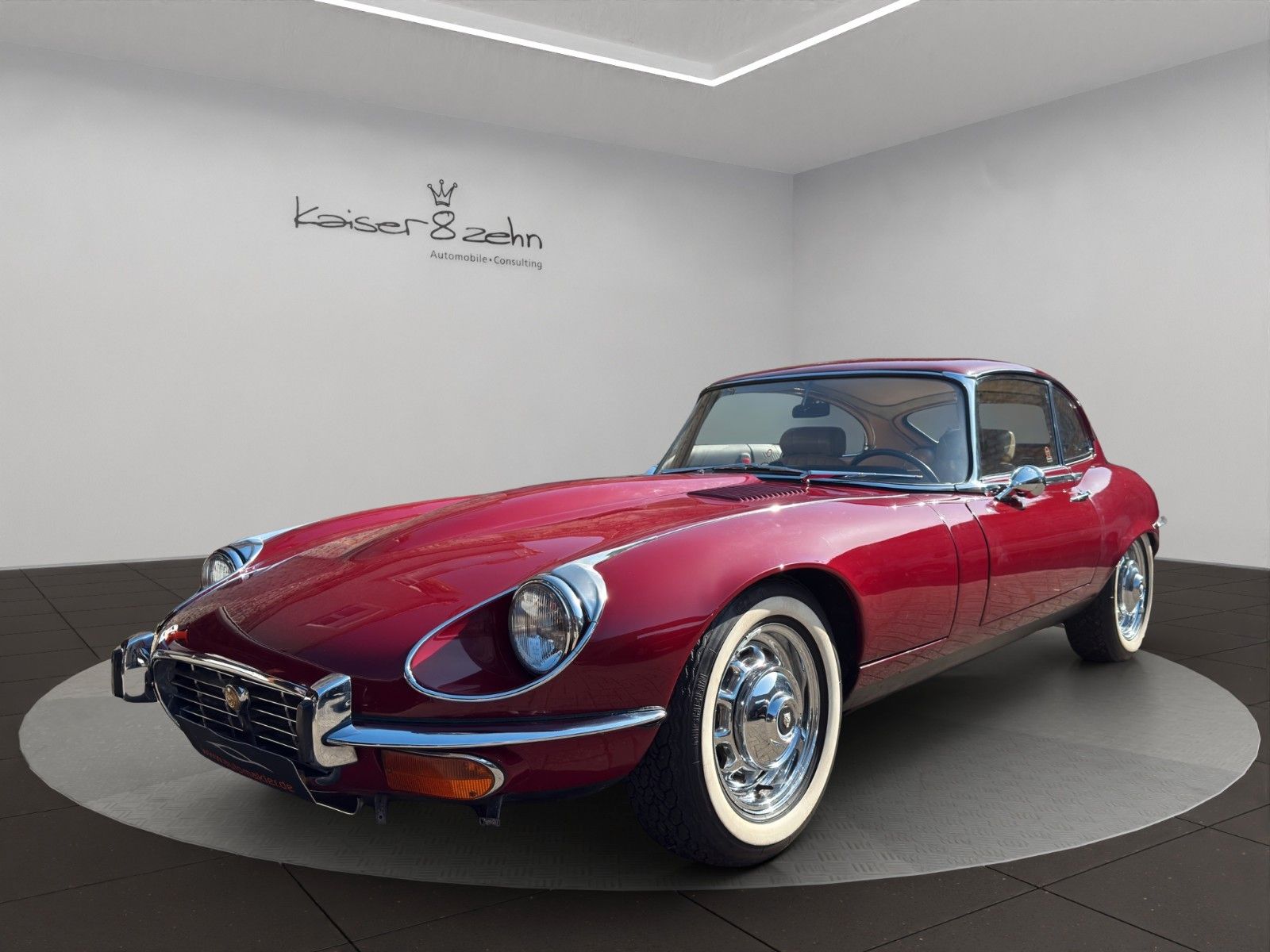 Fahrzeugabbildung Jaguar E-Type Serie 3 V12 Coupé *Classic Data 2-*
