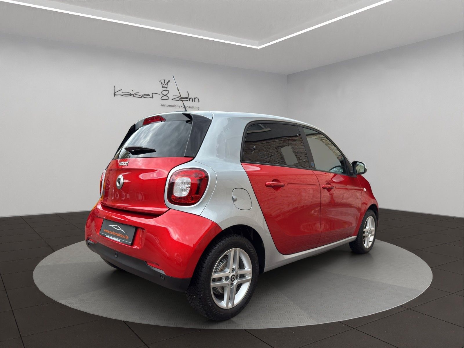 Fahrzeugabbildung Smart ForFour EQ *1.Hand*Plus-Paket mit CarPlay*