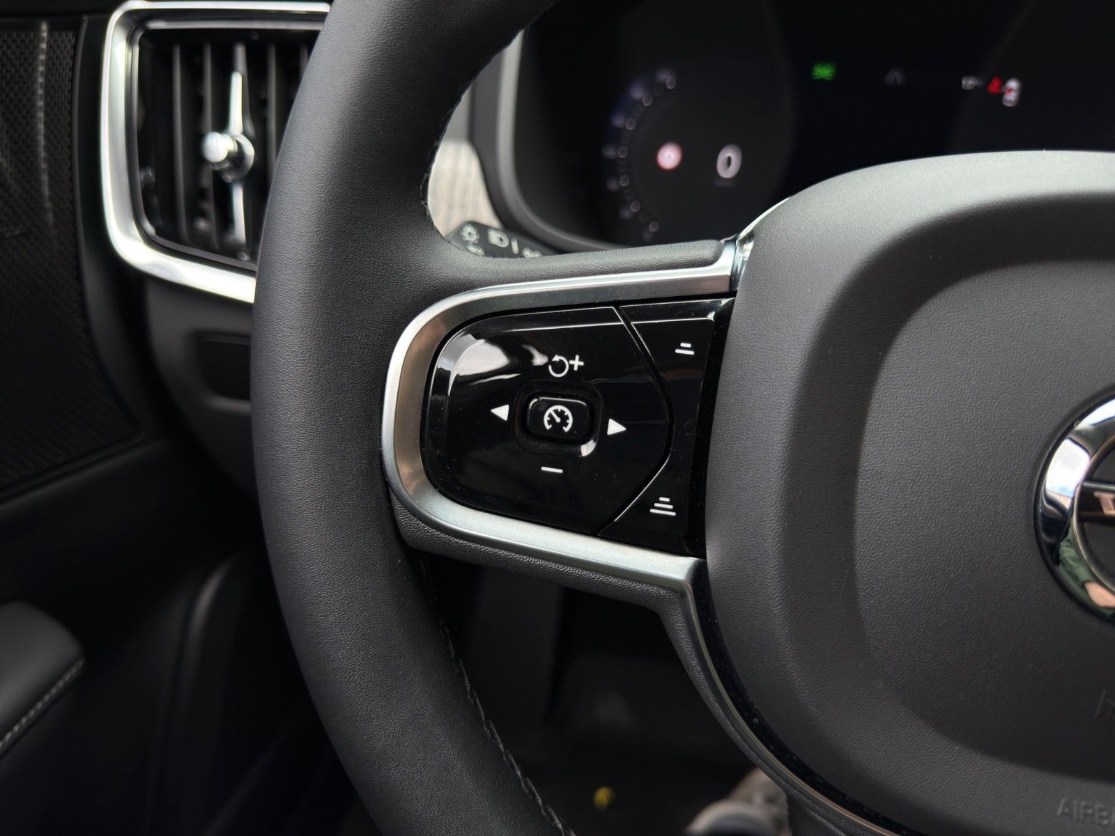 Fahrzeugabbildung Volvo V90 Cross Country Ultimate AWD*CarPlay*AHK*