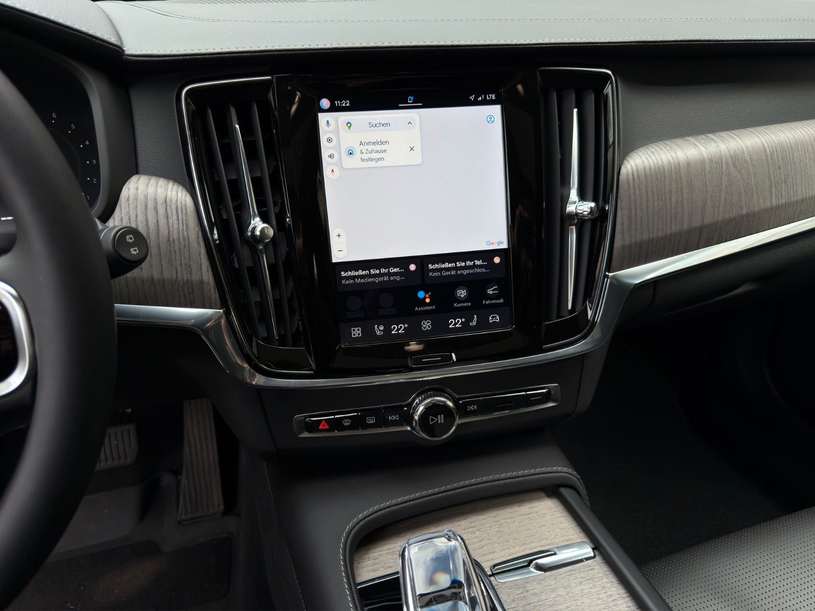 Fahrzeugabbildung Volvo V90 Cross Country Ultimate AWD*CarPlay*AHK*