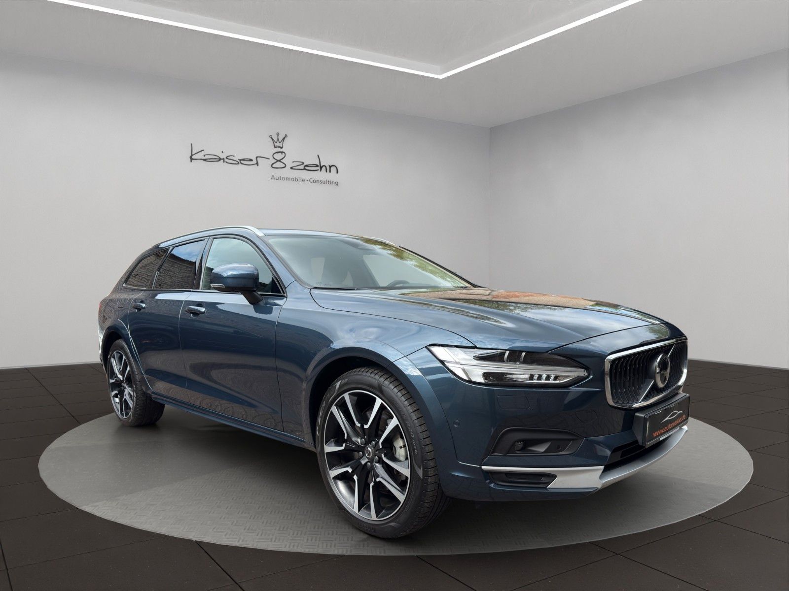 Fahrzeugabbildung Volvo V90 Cross Country Ultimate AWD*CarPlay*AHK*