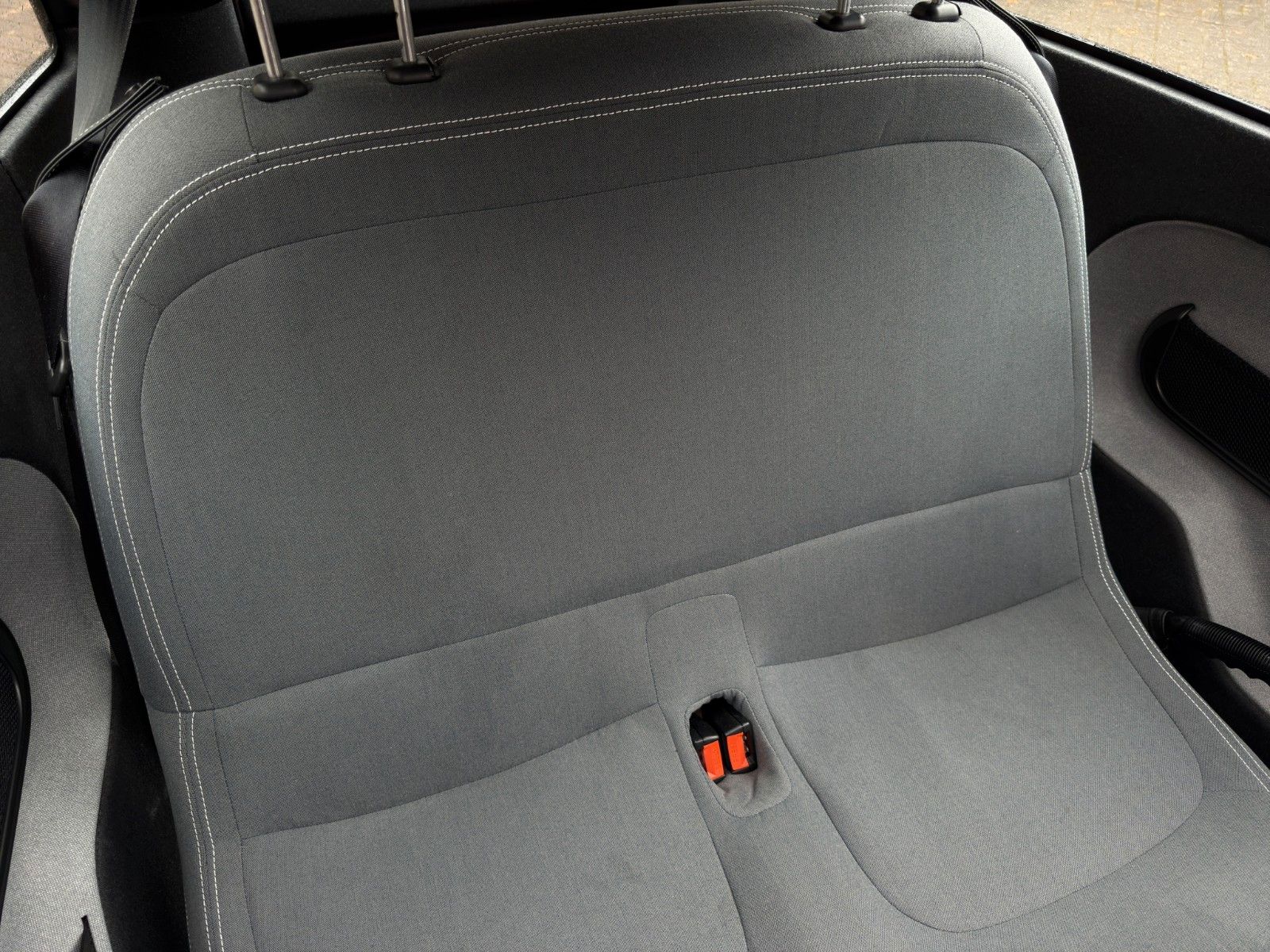 Fahrzeugabbildung Microlino L7 Santorino White *1. Hand*Faltdach*