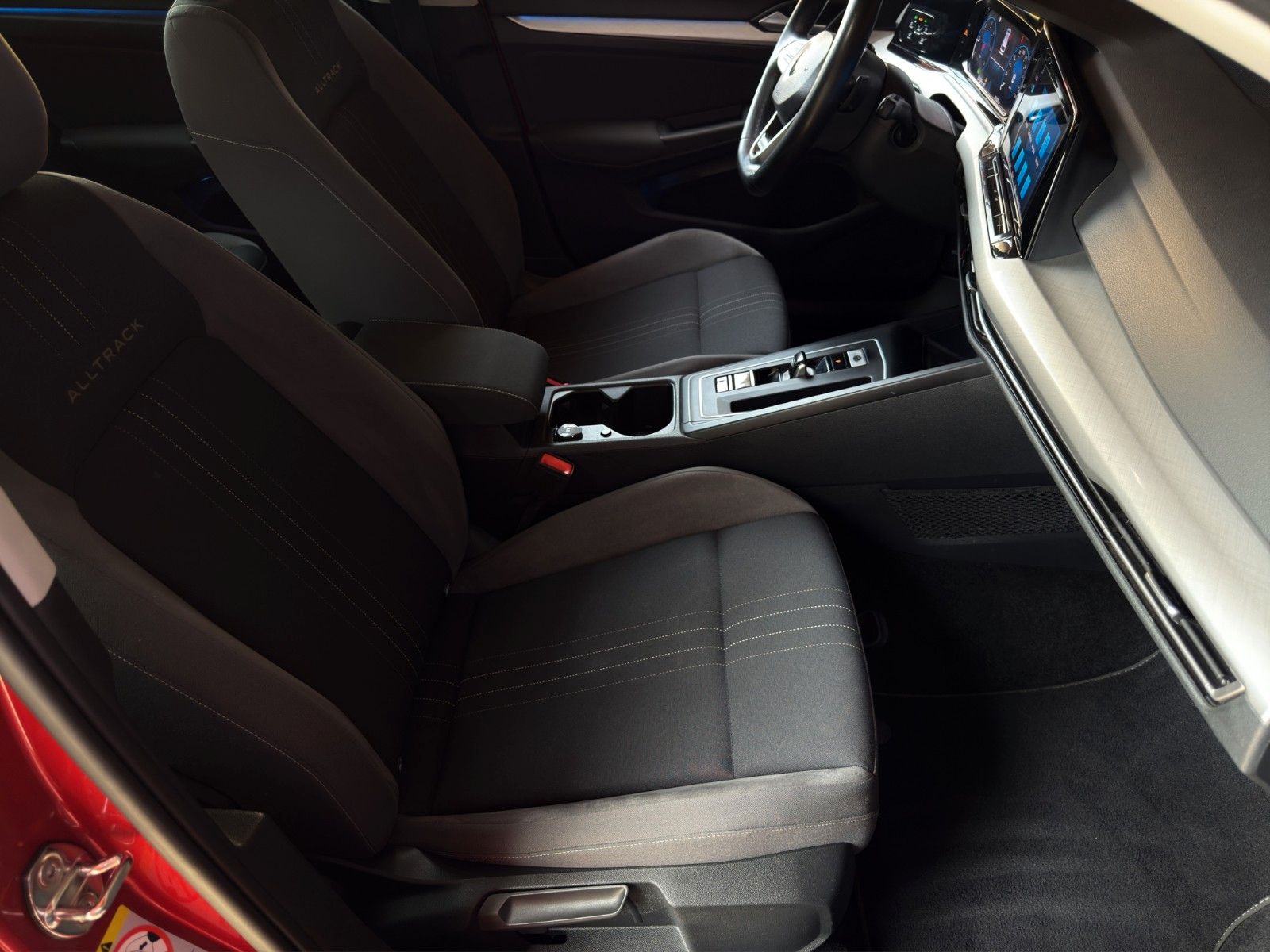 Fahrzeugabbildung Volkswagen Golf VIII Variant Alltrack 4Motion *1.Hand*
