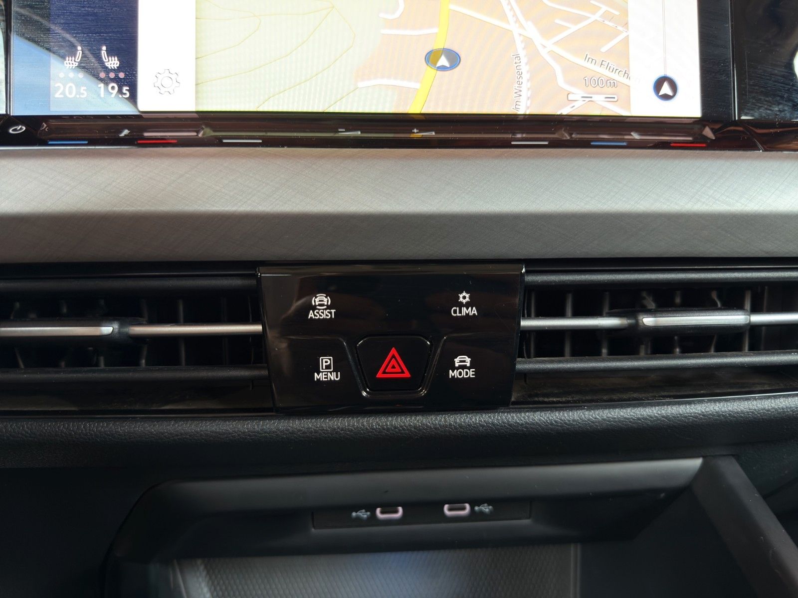 Fahrzeugabbildung Volkswagen Golf VIII Variant Alltrack 4Motion *1.Hand*