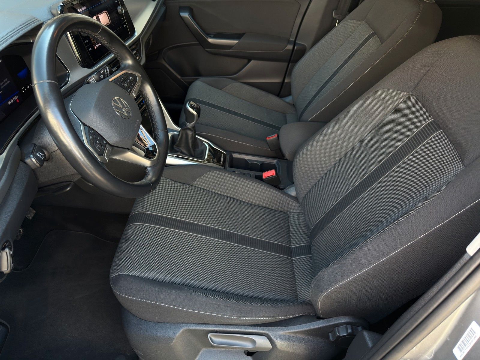 Fahrzeugabbildung Volkswagen T-Roc Life 1.0 TSI *2.Hand*CarPlay*