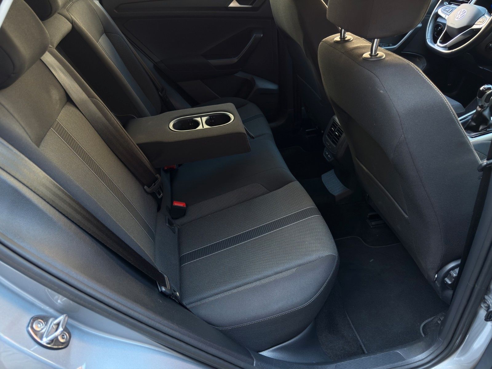 Fahrzeugabbildung Volkswagen T-Roc Life 1.0 TSI *2.Hand*CarPlay*