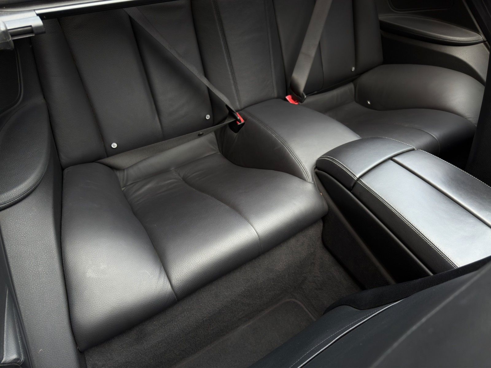 Fahrzeugabbildung BMW 650i Cabriolet *2.Hand*