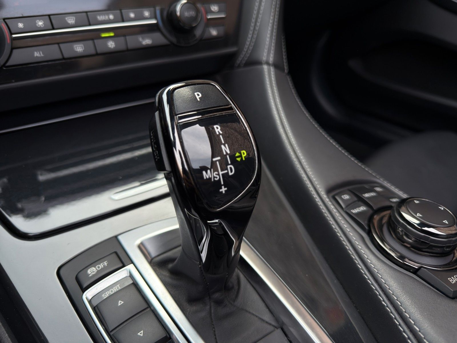 Fahrzeugabbildung BMW 650i Cabriolet *2.Hand*