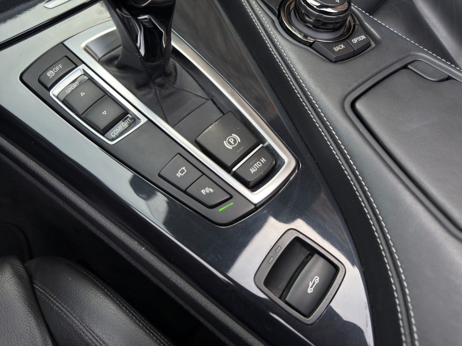 Fahrzeugabbildung BMW 650i Cabriolet *2.Hand*