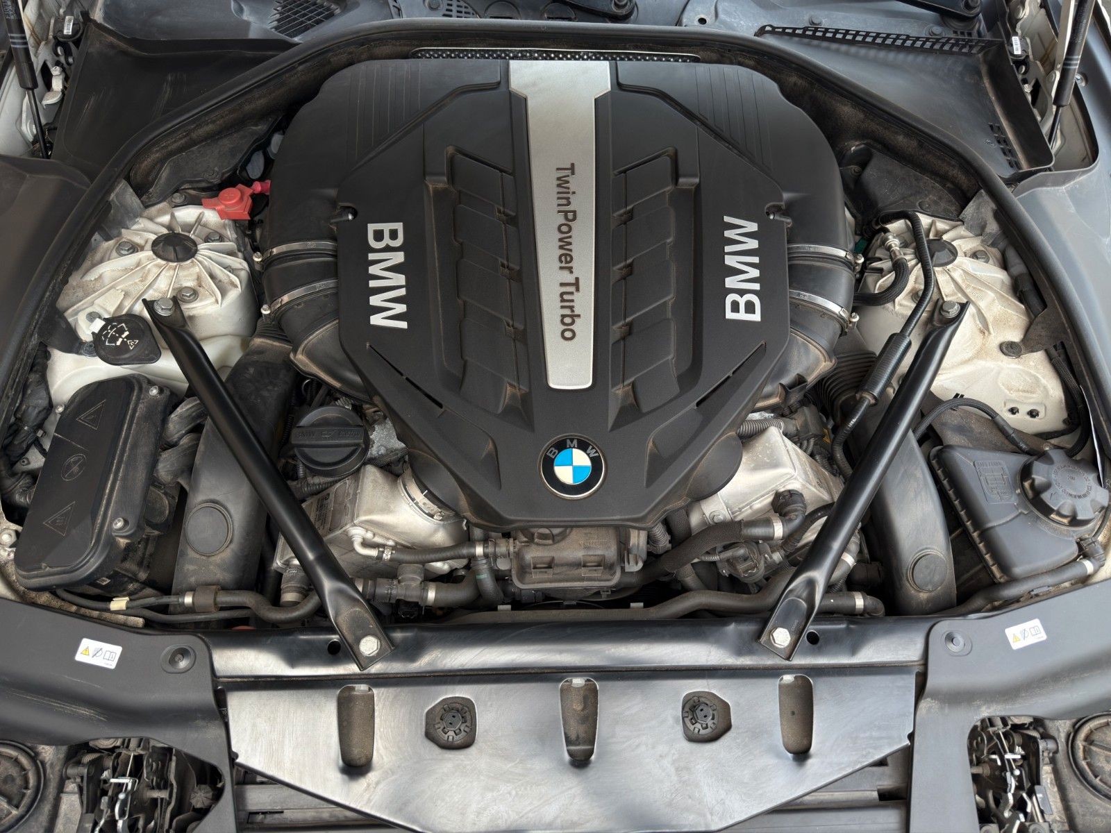Fahrzeugabbildung BMW 650i Cabriolet *2.Hand*