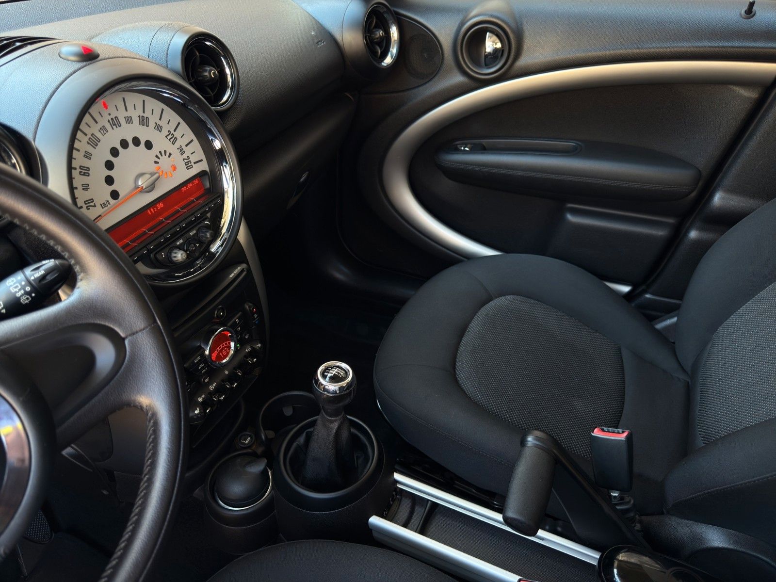 Fahrzeugabbildung MINI Cooper Countryman *2.Hand*Pepper*Sitz-Hzg*Klima*
