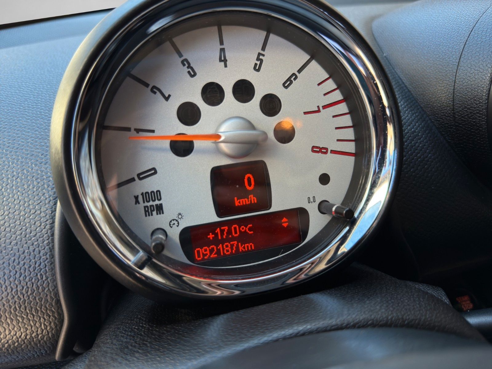 Fahrzeugabbildung MINI Cooper Countryman *2.Hand*Pepper*Sitz-Hzg*Klima*