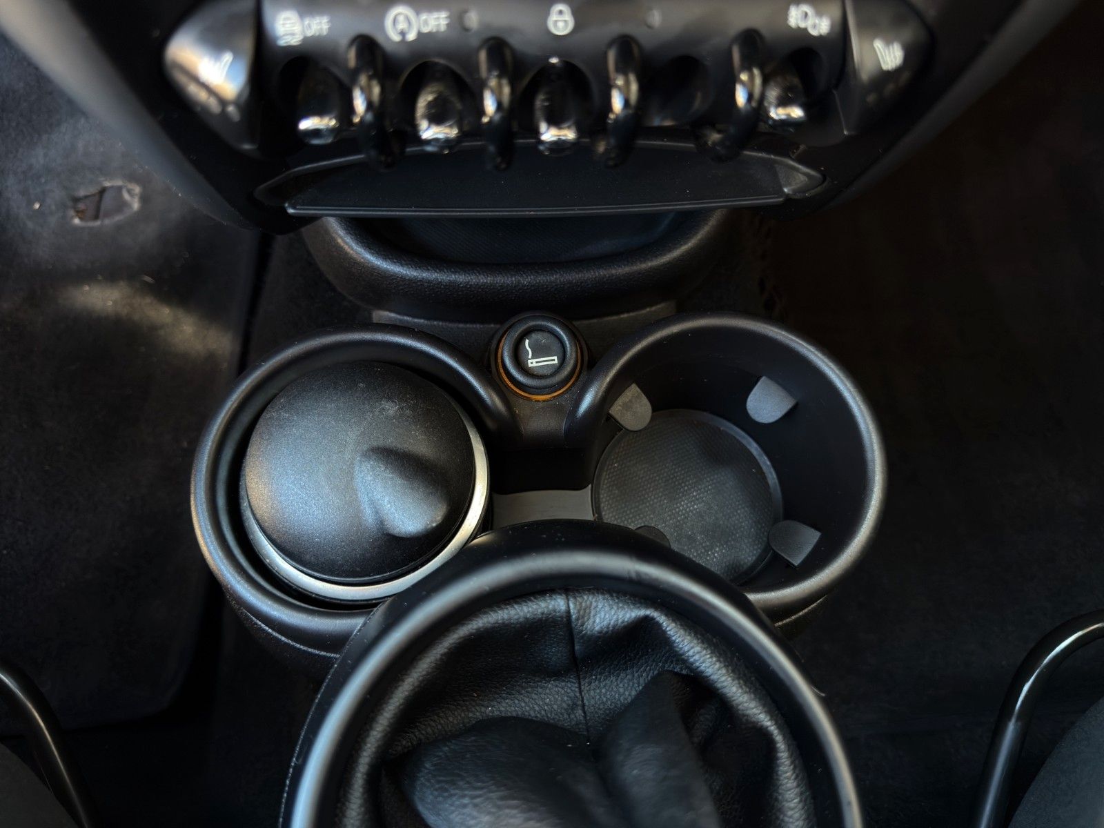 Fahrzeugabbildung MINI Cooper Countryman *2.Hand*Pepper*Sitz-Hzg*Klima*