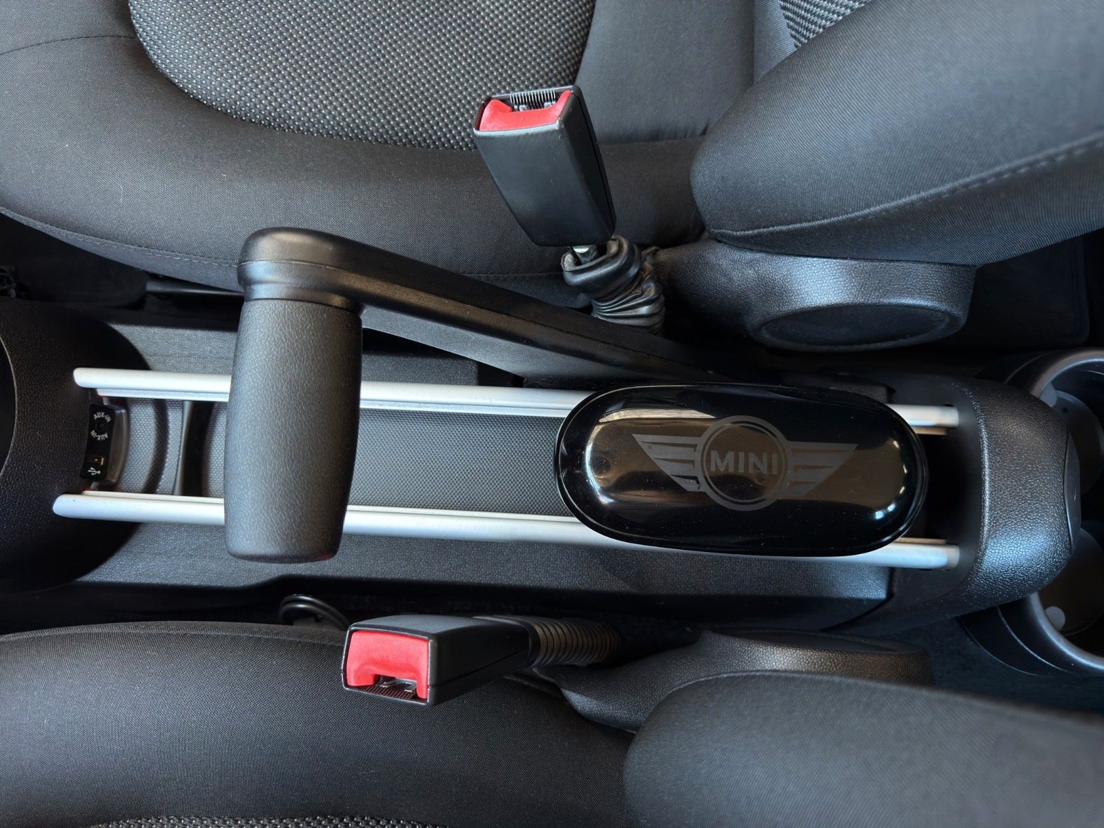 Fahrzeugabbildung MINI Cooper Countryman *2.Hand*Pepper*Sitz-Hzg*Klima*
