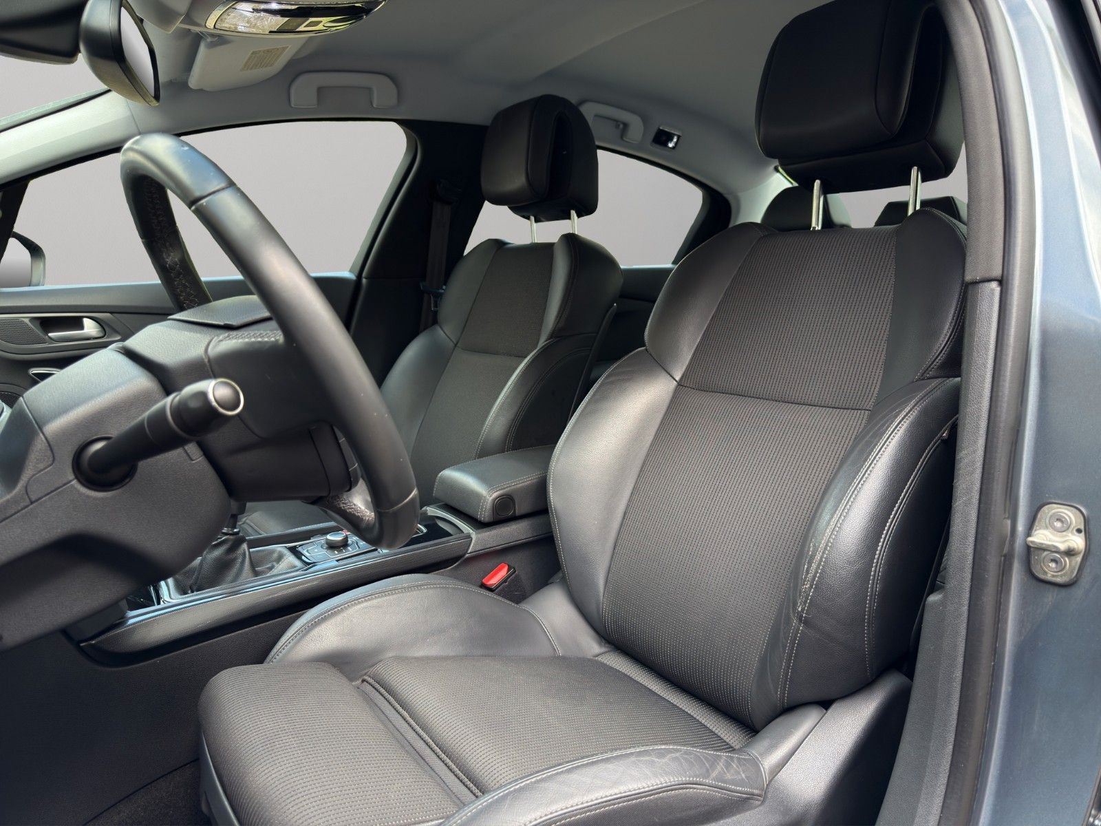 Fahrzeugabbildung Peugeot 508 HDi FAP 140 Allure *2.Hand*PDC*Teilleder*
