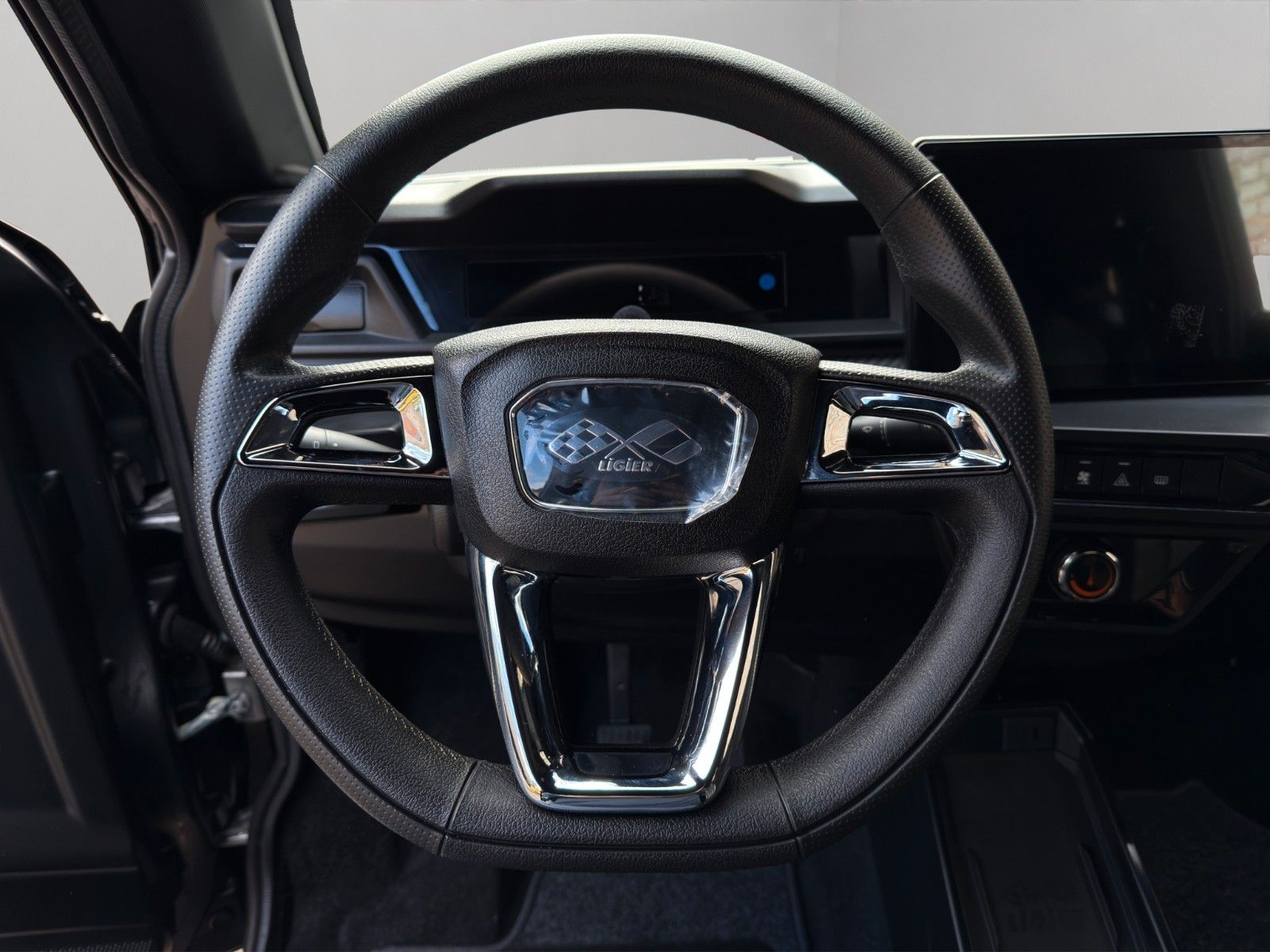 Fahrzeugabbildung Ligier JS 50 D Select E5+ *CarPlay* *sofort*