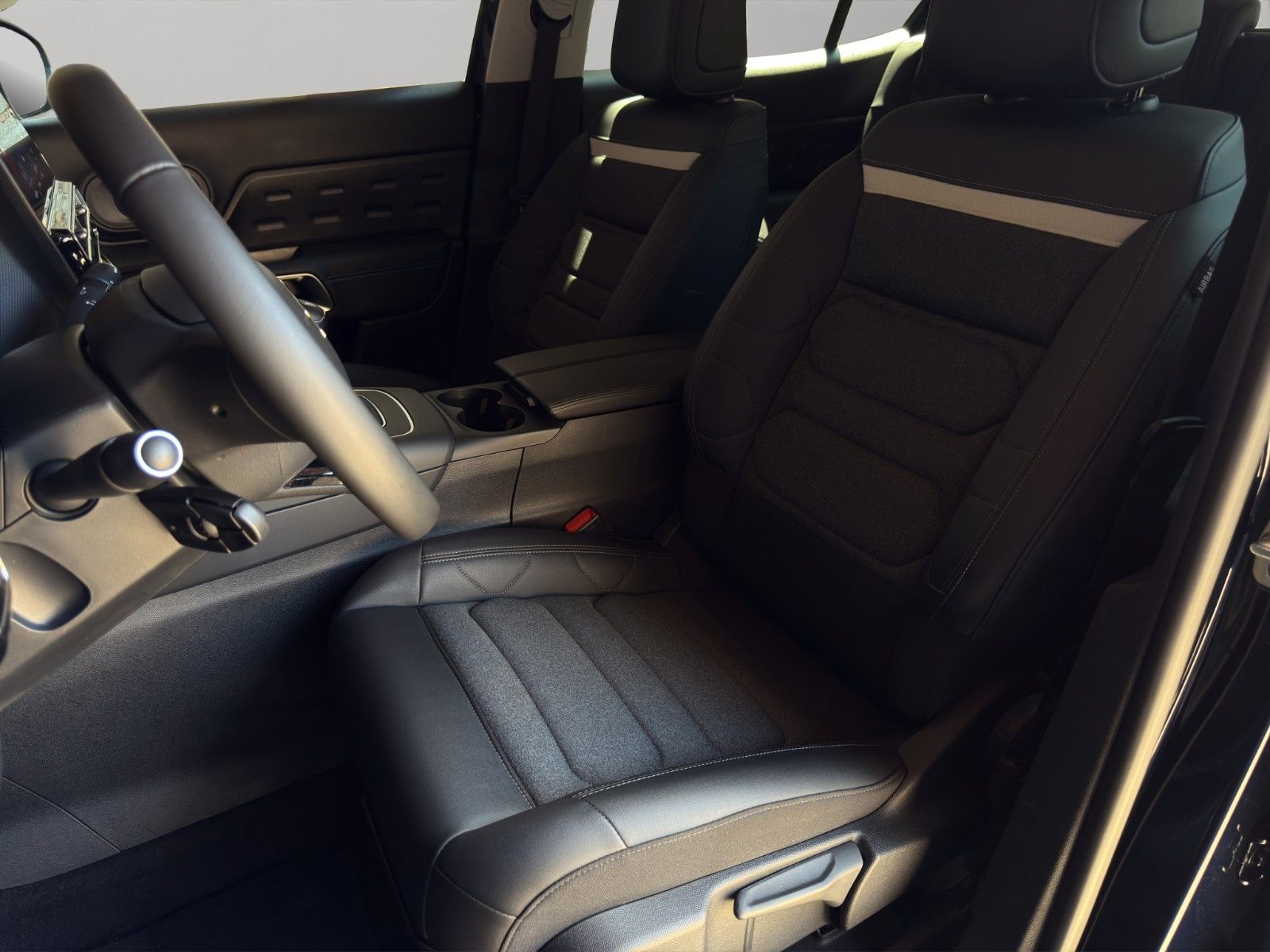 Fahrzeugabbildung Citroën C5 Aircross Plus PureTech*1.Hand*Rückfahrkamera*