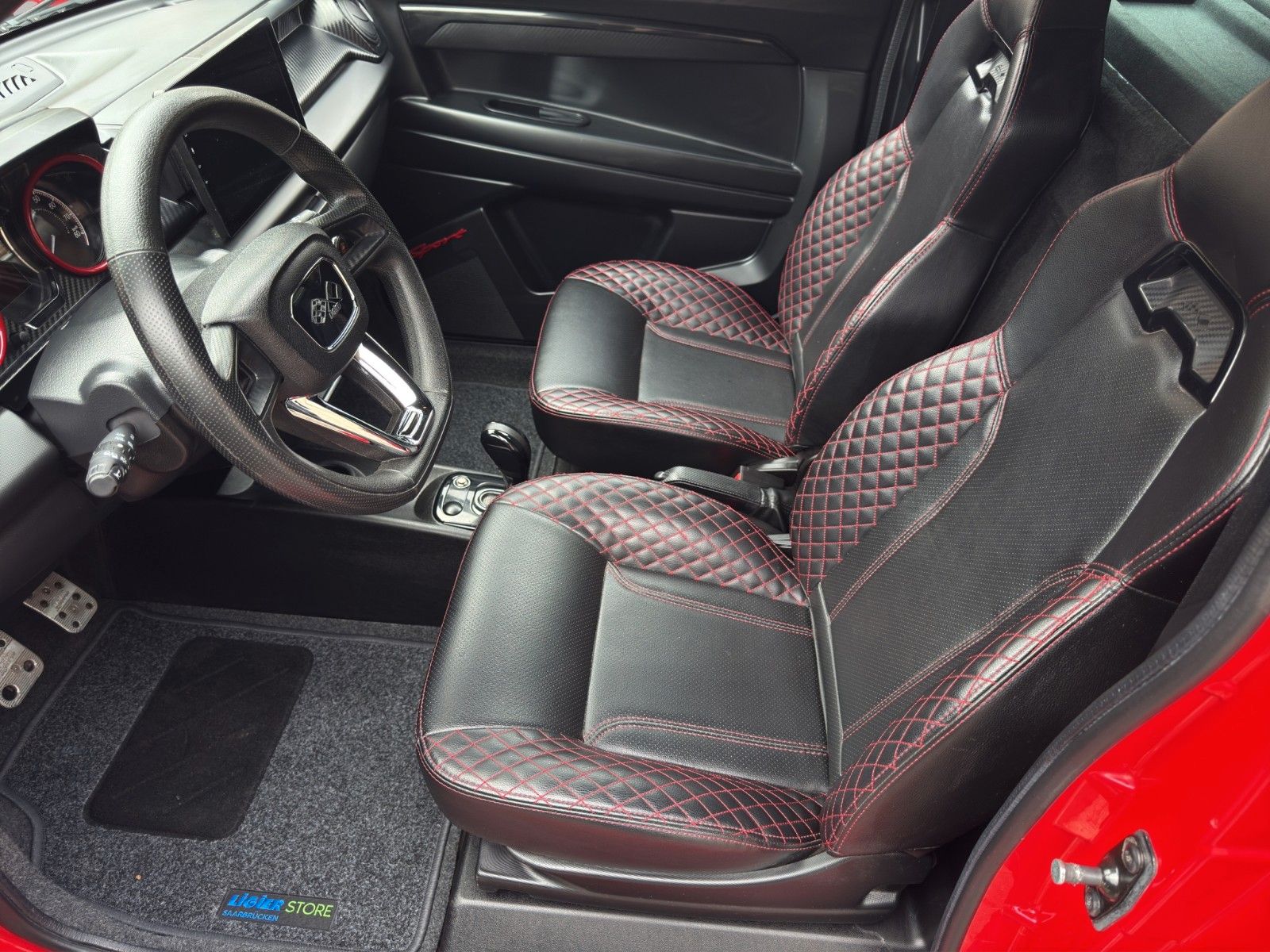 Fahrzeugabbildung Ligier JS 60 Sport Ultimate *CarPlay*Servo*Klima*