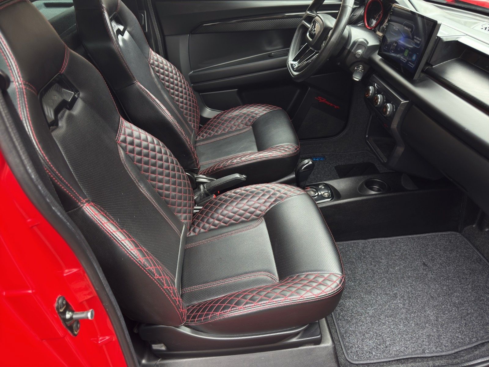 Fahrzeugabbildung Ligier JS 60 Sport Ultimate *CarPlay*Servo*Klima*