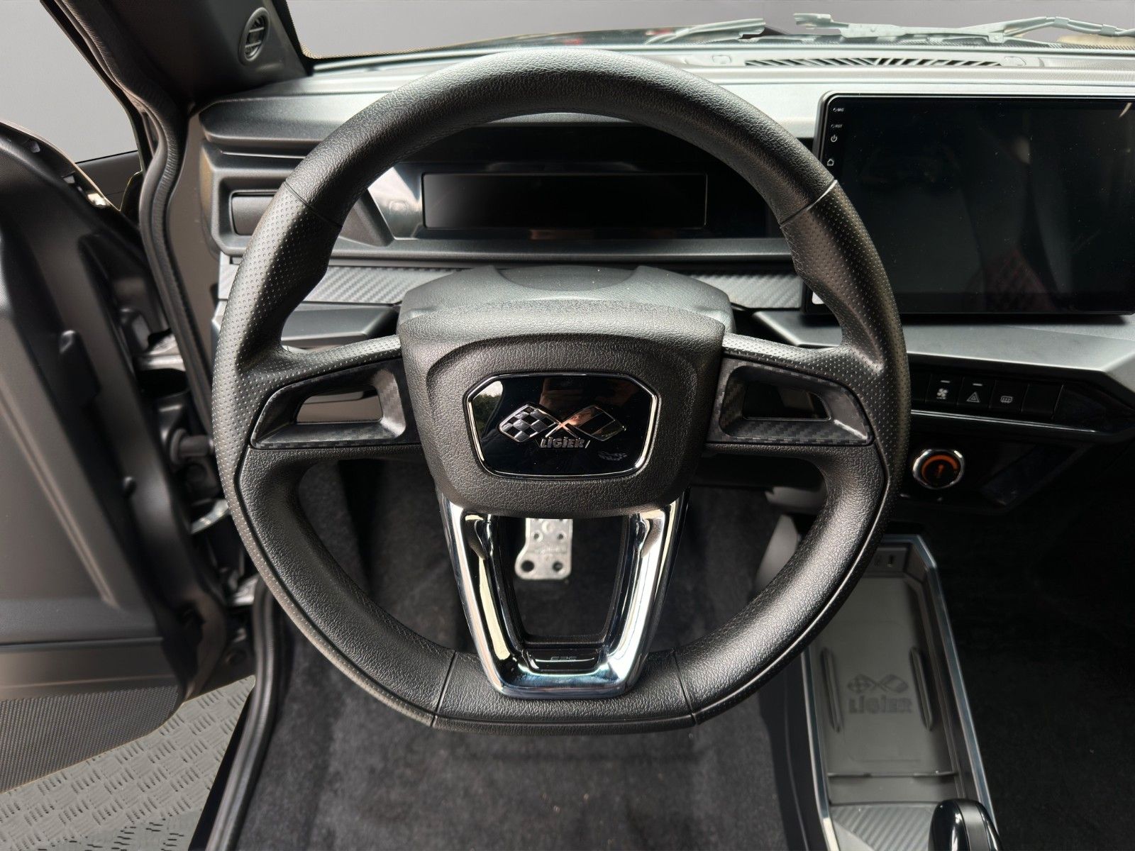 Fahrzeugabbildung Ligier JS 50 D Sport Ultimate E5+ *MJ2026*CarPlay*