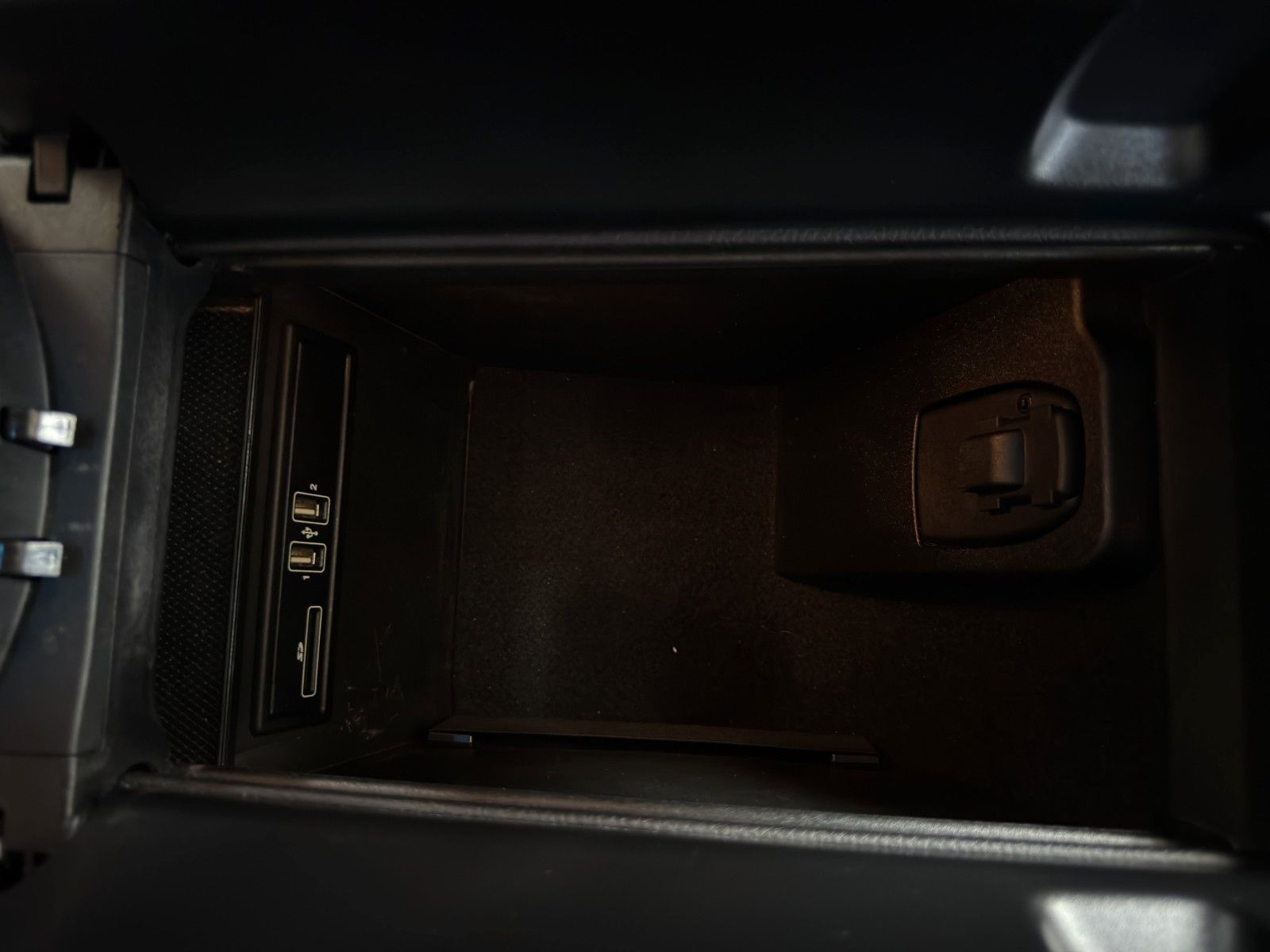 Fahrzeugabbildung Mercedes-Benz GLC 43 AMG 4Matic *AHK*Head-Up*Pano-Dach*