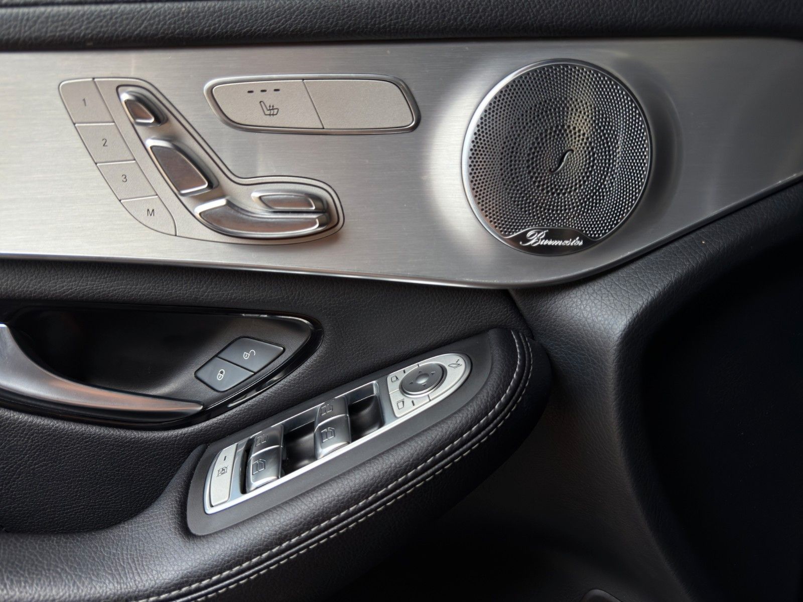 Fahrzeugabbildung Mercedes-Benz GLC 43 AMG 4Matic *AHK*Head-Up*Pano-Dach*