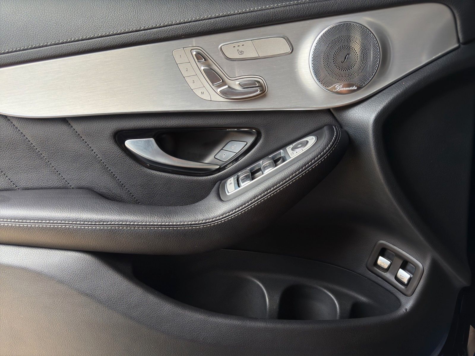 Fahrzeugabbildung Mercedes-Benz GLC 43 AMG 4Matic *AHK*Head-Up*Pano-Dach*
