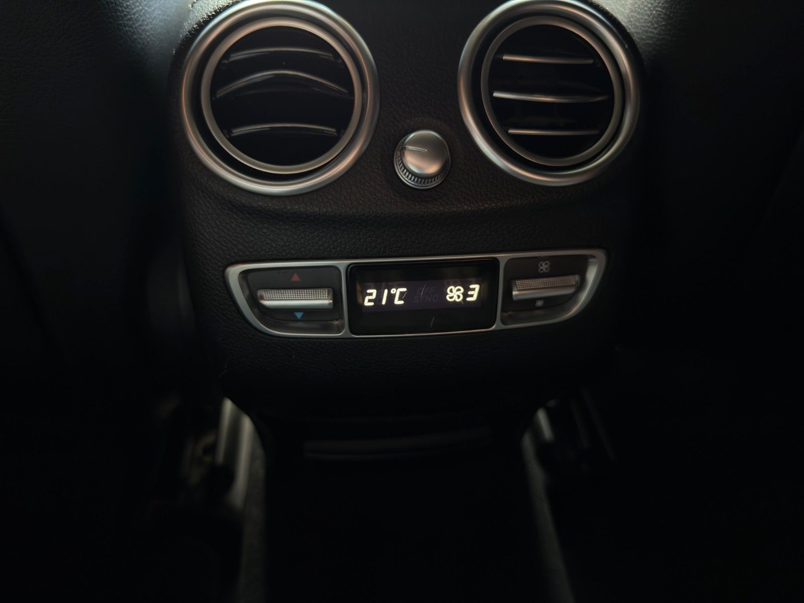 Fahrzeugabbildung Mercedes-Benz GLC 43 AMG 4Matic *AHK*Head-Up*Pano-Dach*