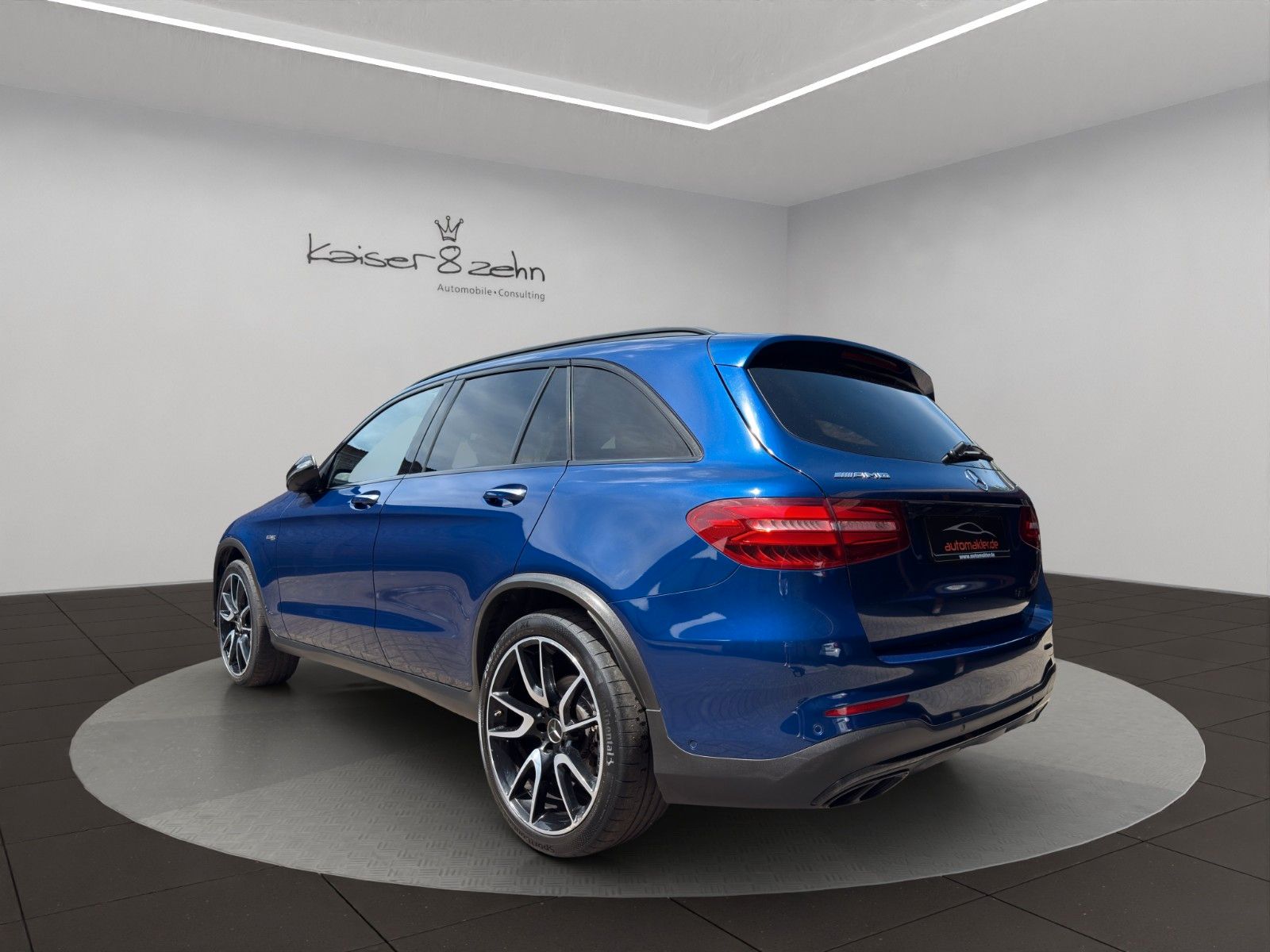 Fahrzeugabbildung Mercedes-Benz GLC 43 AMG 4Matic *AHK*Head-Up*Pano-Dach*