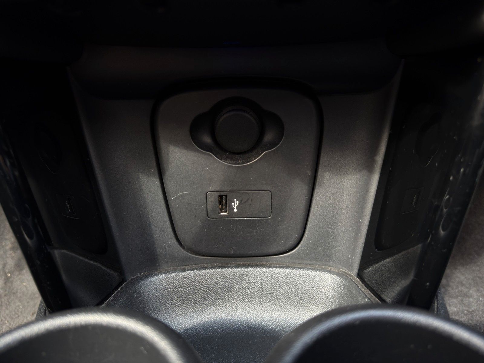 Fahrzeugabbildung MINI Cooper S Cabrio Sidewalk Edition *CarPlay*Leder*