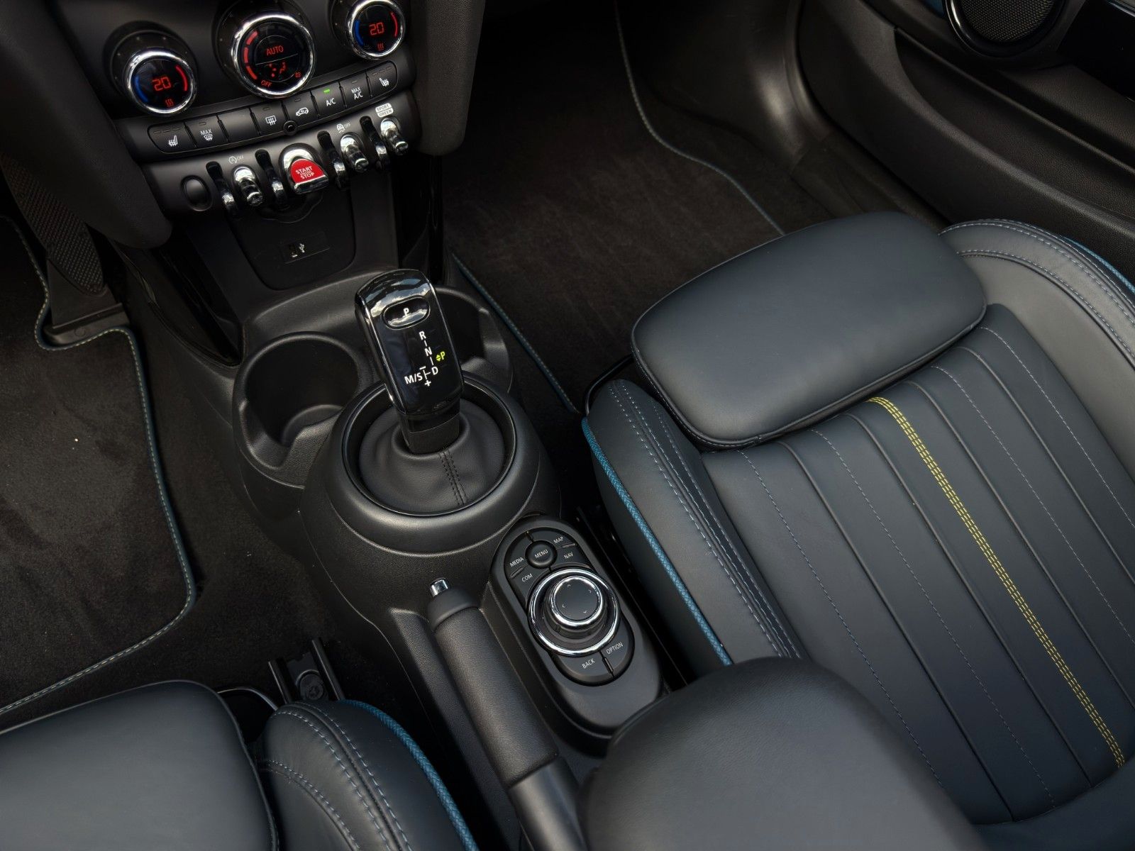Fahrzeugabbildung MINI Cooper S Cabrio Sidewalk Edition *CarPlay*Leder*