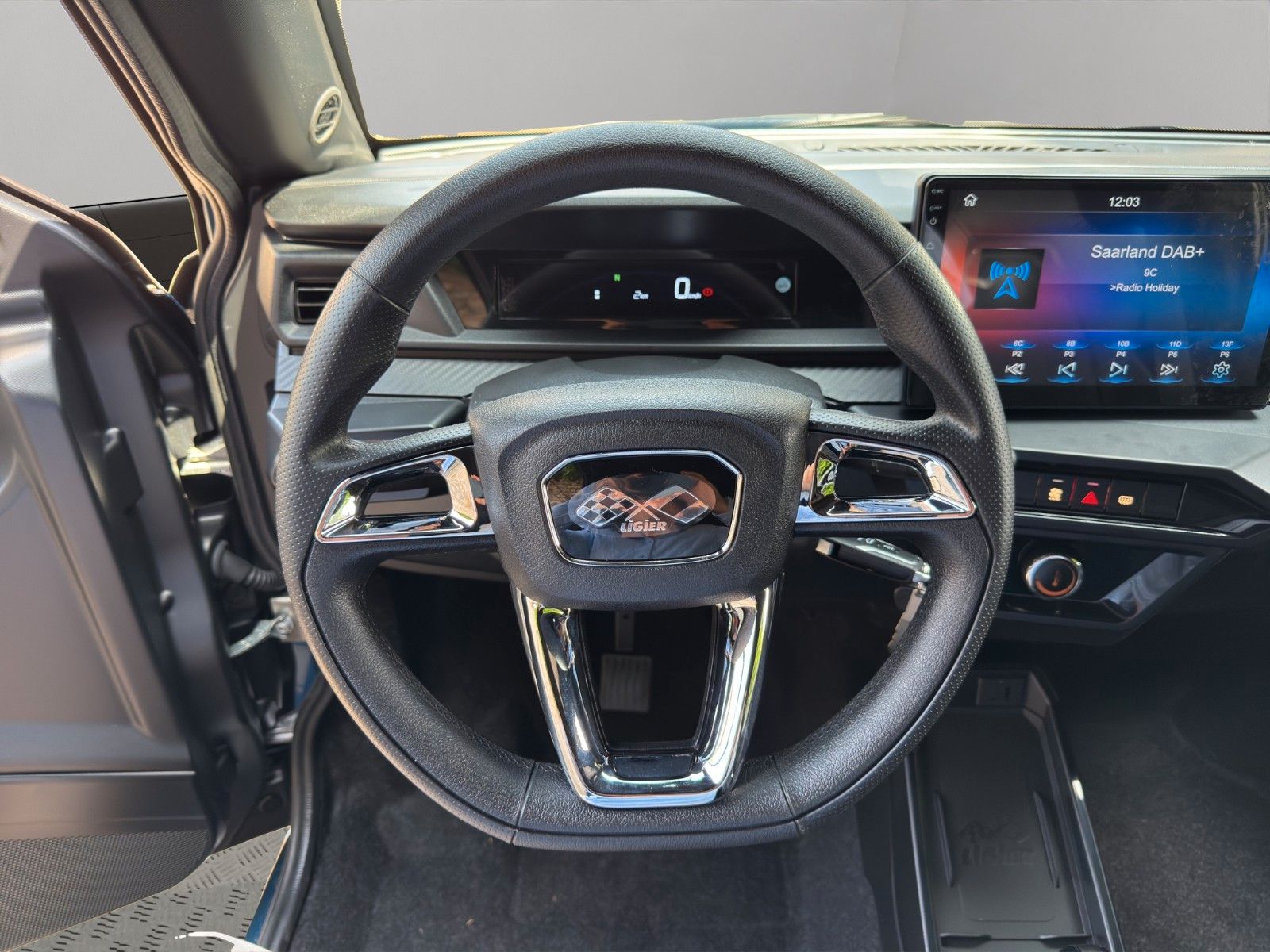 Fahrzeugabbildung Ligier JS 50 D Elite E5+ *CarPlay* *Rückfahrkmaera*