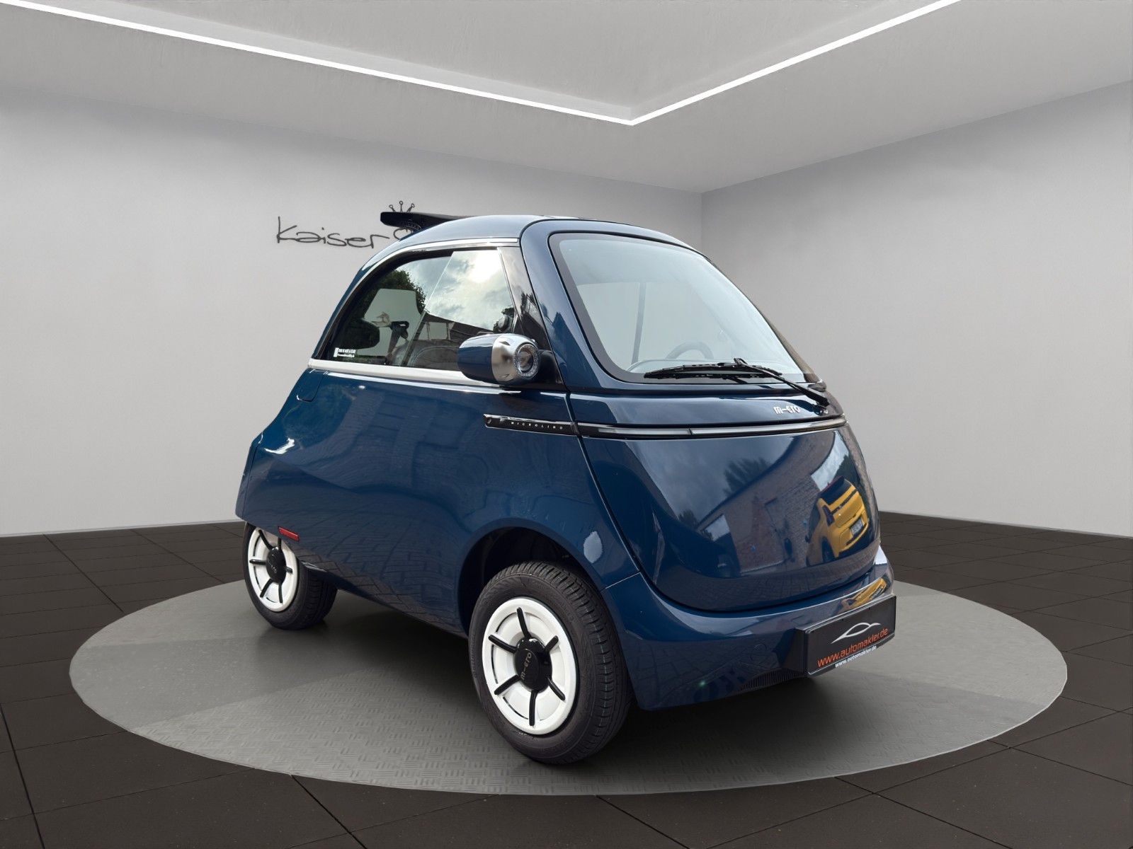 Fahrzeugabbildung Microlino Pioneer Edition *1. Hand*1of 999*