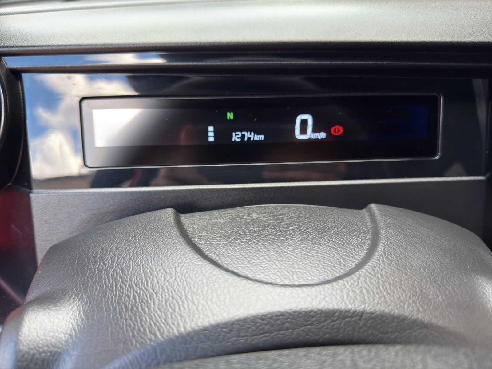 Fahrzeugabbildung Ligier MyLi D R.EBEL E5 *Servo* *CarPlay*