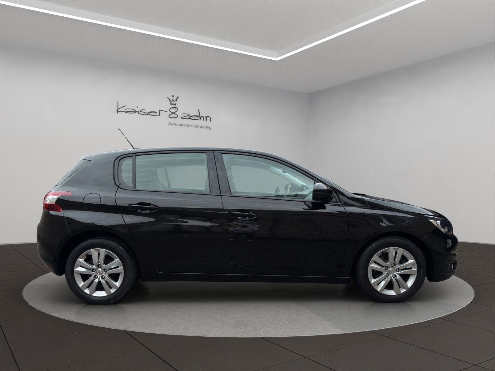 Fahrzeugabbildung Peugeot 308 Active BlueHDi 120 *1. Hand*Rückfahrkamera
