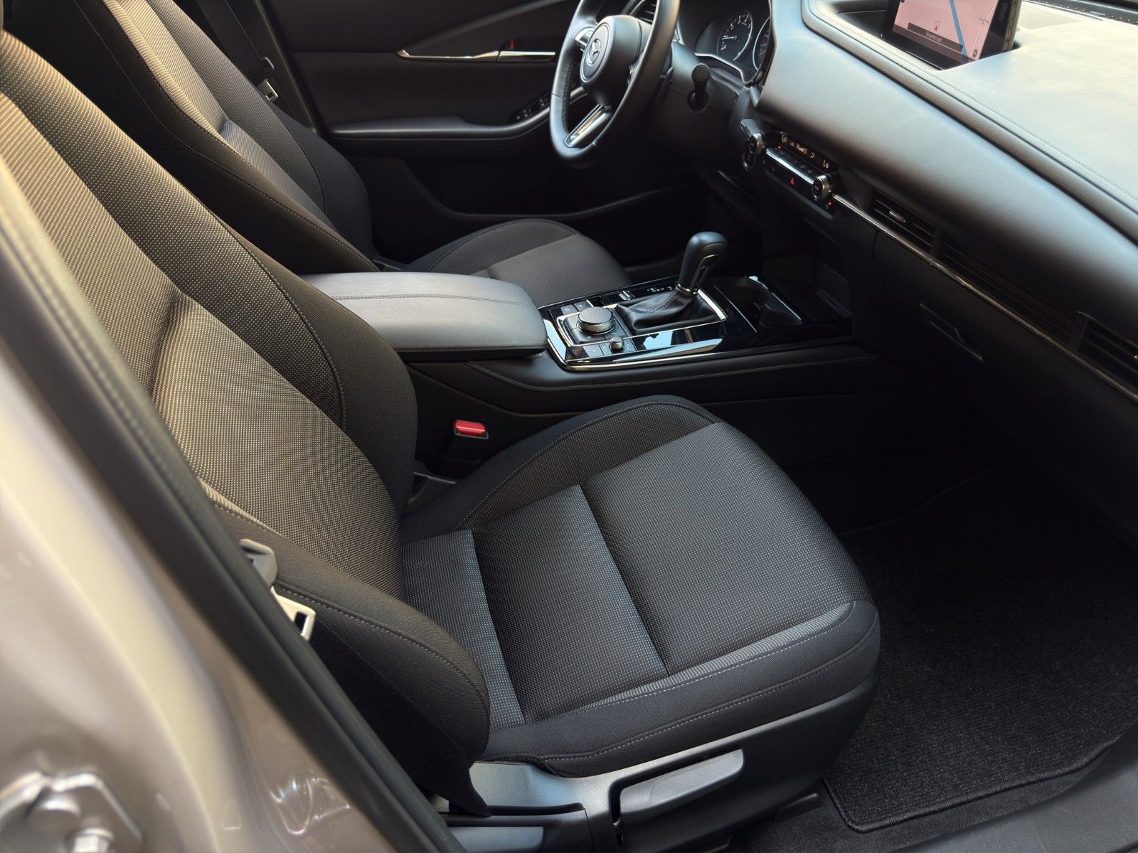 Fahrzeugabbildung Mazda CX-30 Exclusive-Line 2WD *1.Hand*Garantie 2031*