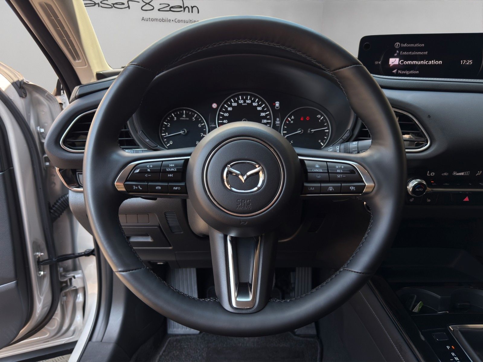 Fahrzeugabbildung Mazda CX-30 Exclusive-Line 2WD *1.Hand*Garantie 2031*