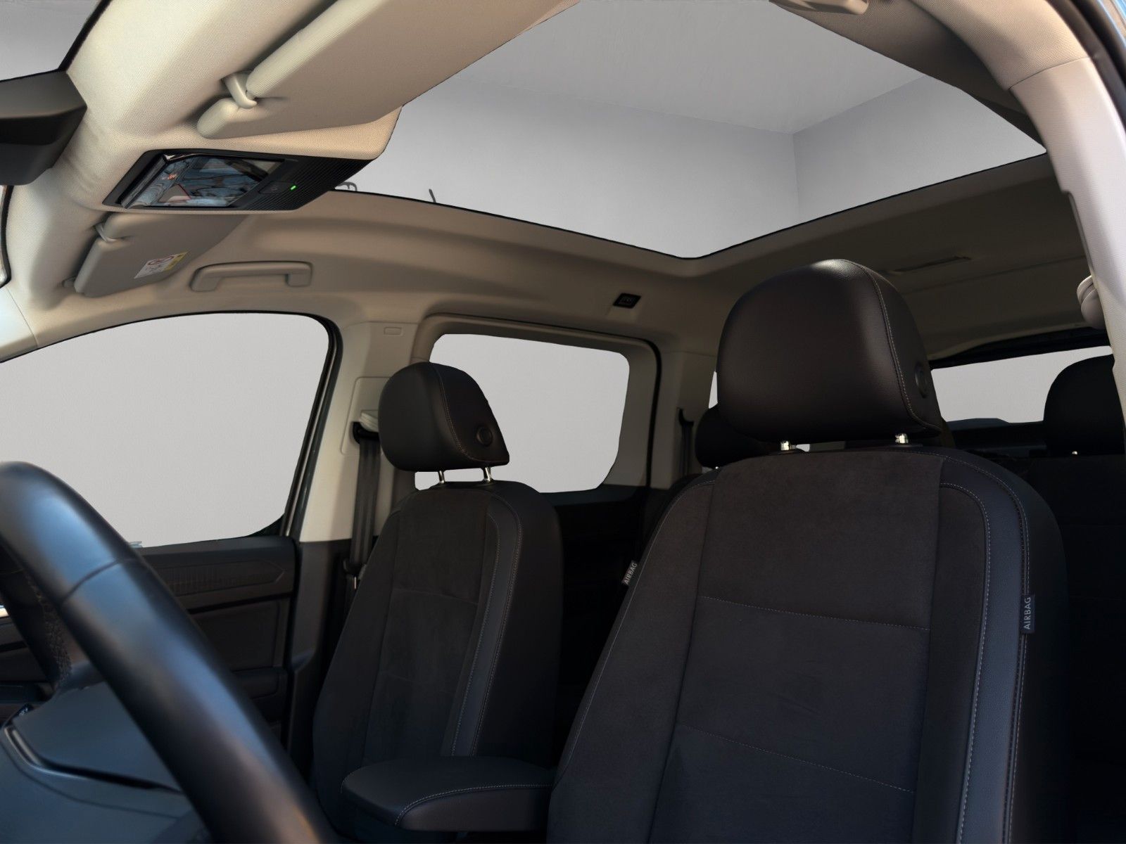 Fahrzeugabbildung Volkswagen Caddy Maxi Style *1.Hand*Pano-Dach*AHK*