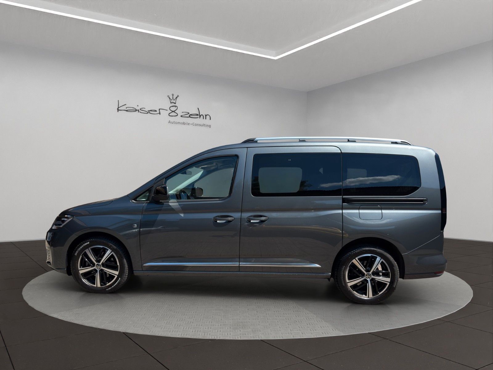 Fahrzeugabbildung Volkswagen Caddy Maxi Style *1.Hand*Pano-Dach*AHK*