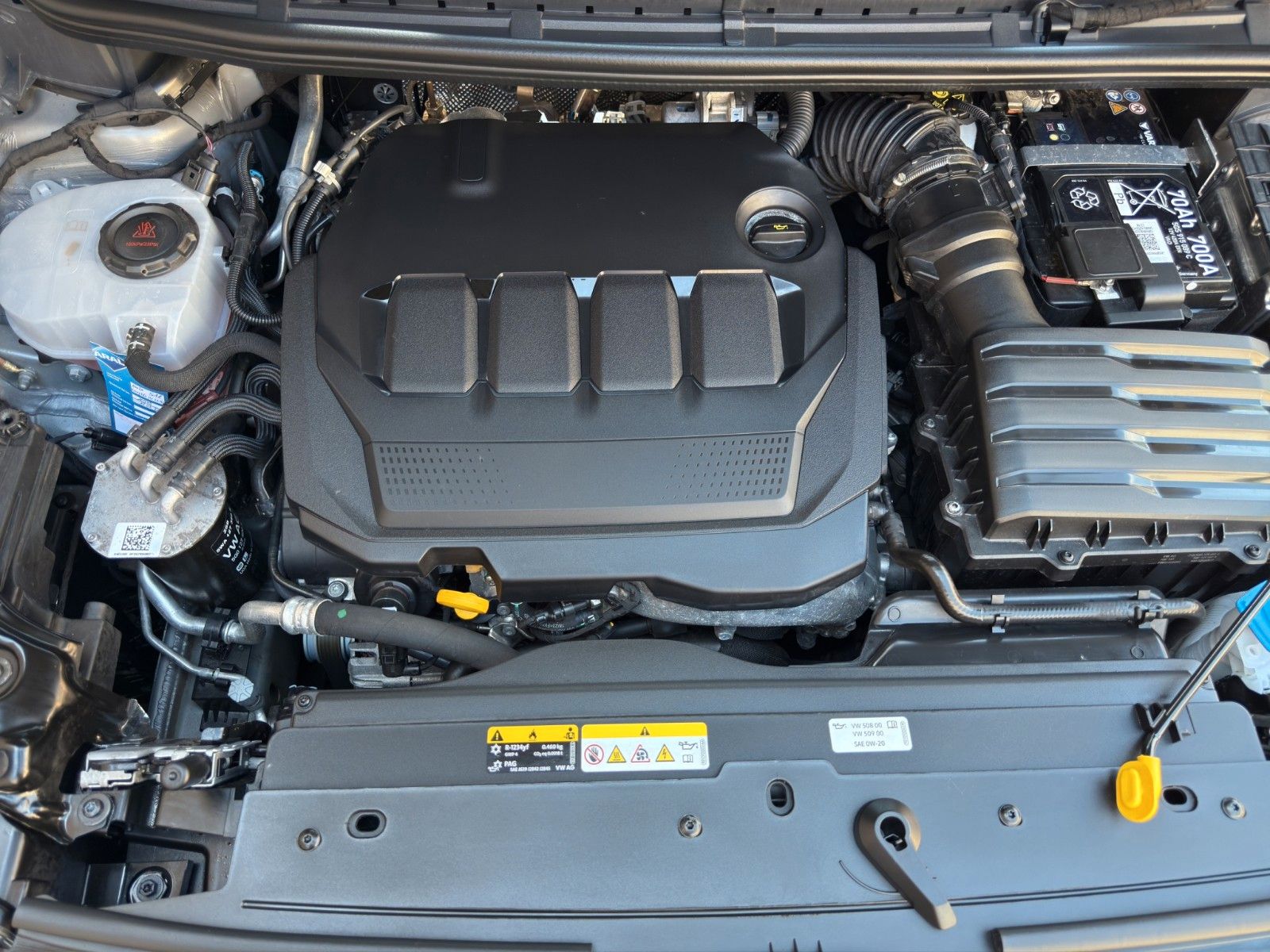 Fahrzeugabbildung Volkswagen Caddy Maxi Style *1.Hand*Pano-Dach*AHK*
