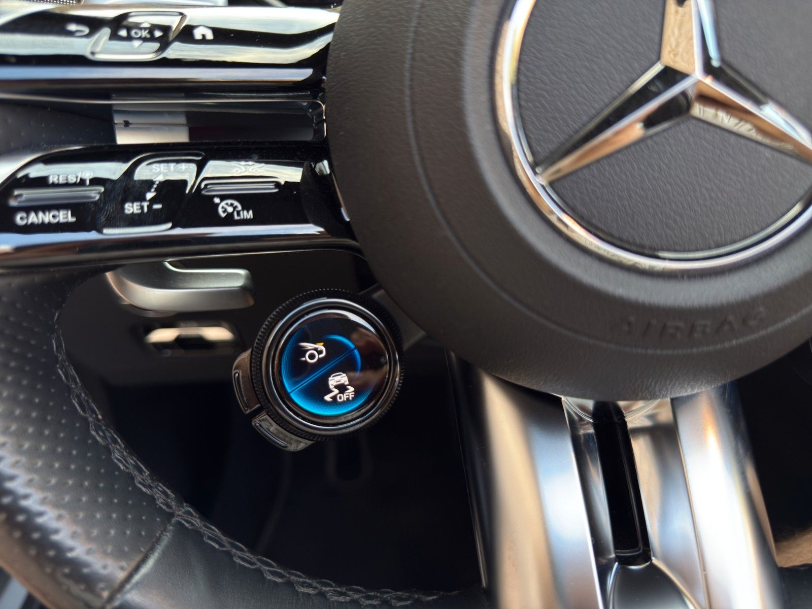 Fahrzeugabbildung Mercedes-Benz SL 43 AMG *2.Hand*AMG Dynamic Plus Paket*