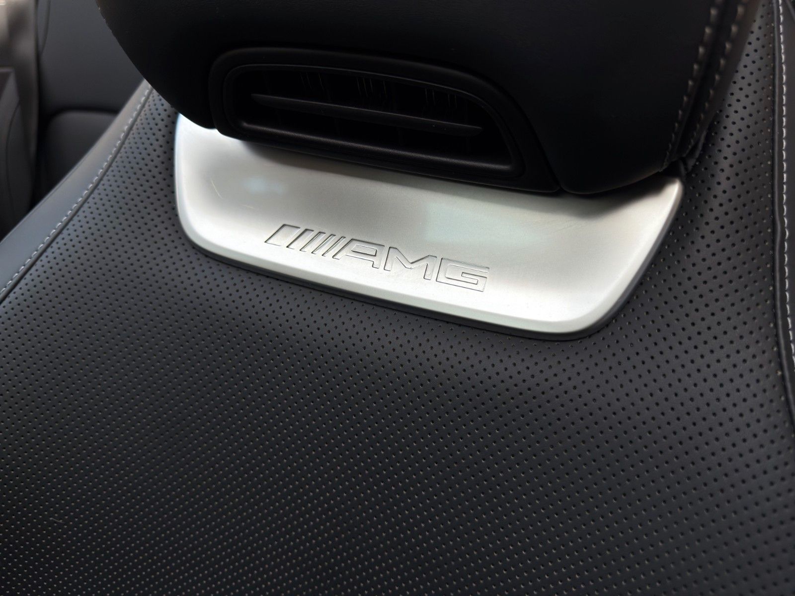 Fahrzeugabbildung Mercedes-Benz SL 43 AMG *2.Hand*AMG Dynamic Plus Paket*