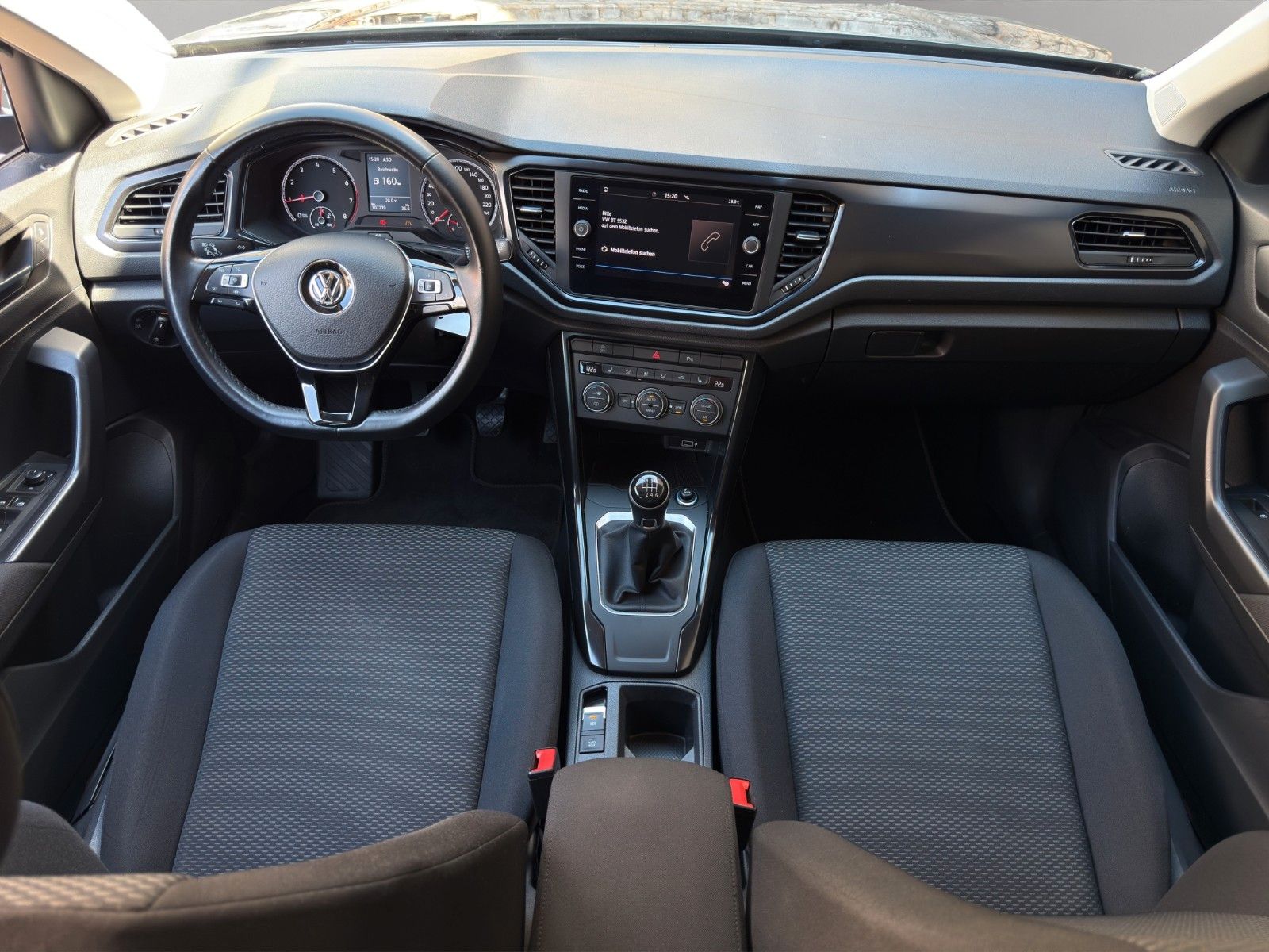 Fahrzeugabbildung Volkswagen T-Roc 1.0 TSI OPF *1.Hand*2-Zonenklima*Bluetooth